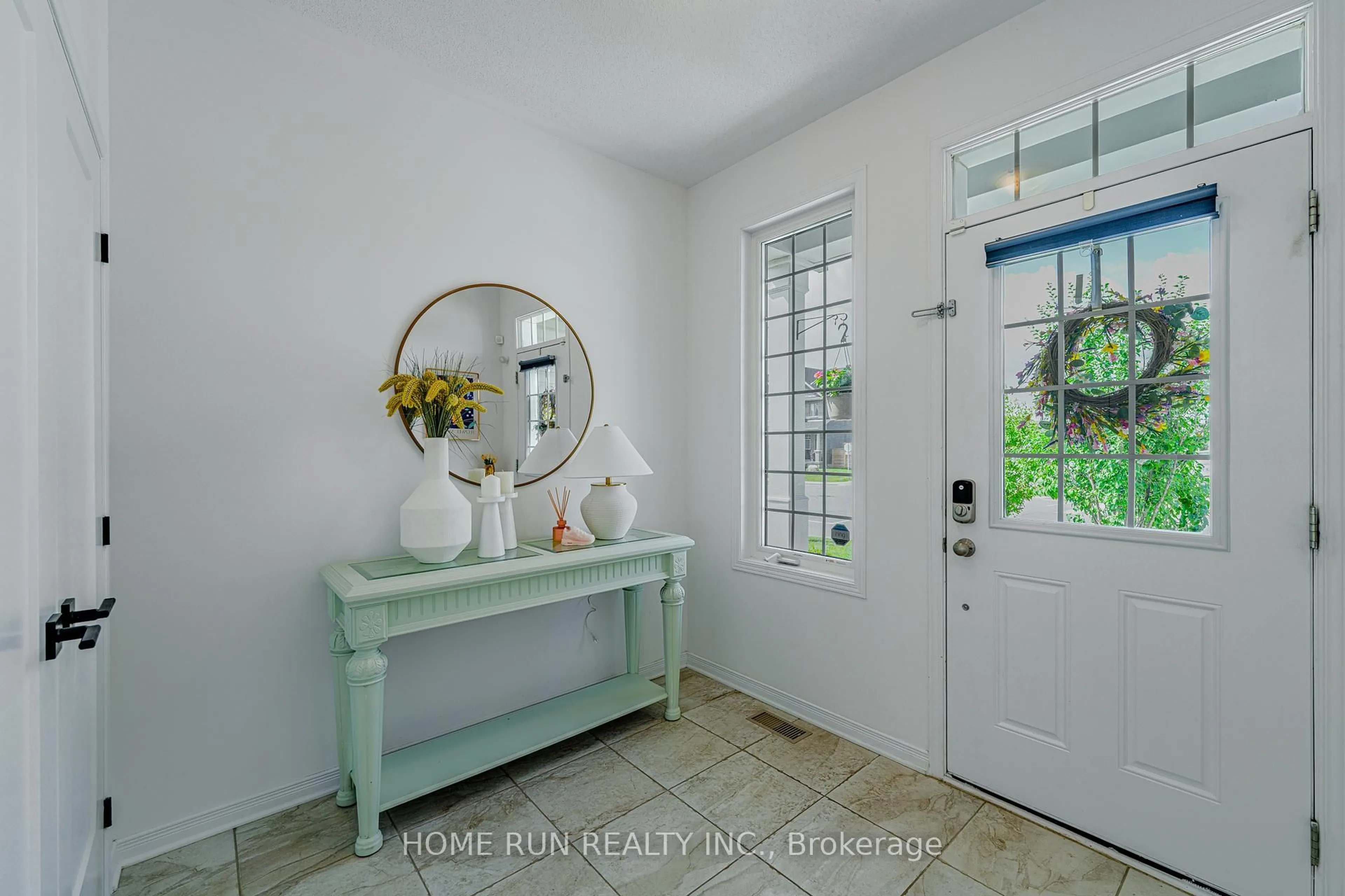 Indoor entryway for 77 Defence St, Ottawa Ontario K2V 0N3