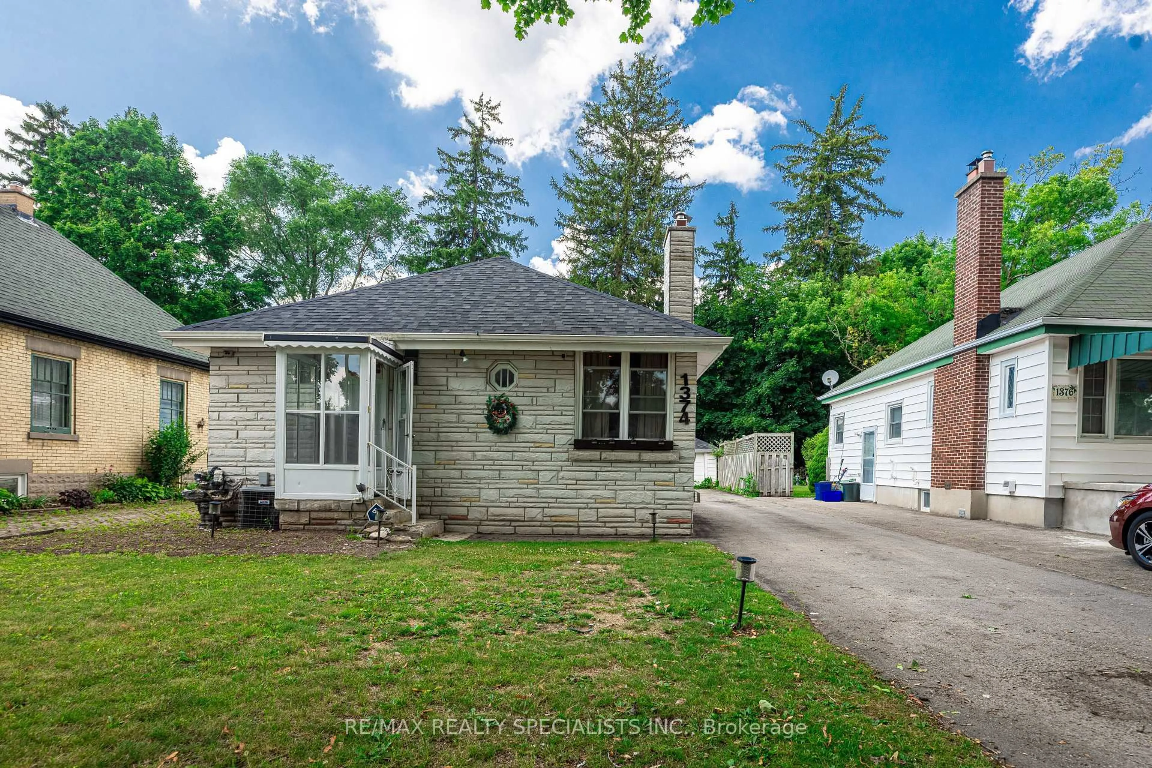 Unknown for 1374 Wilton Ave, London East Ontario N5W 2H6