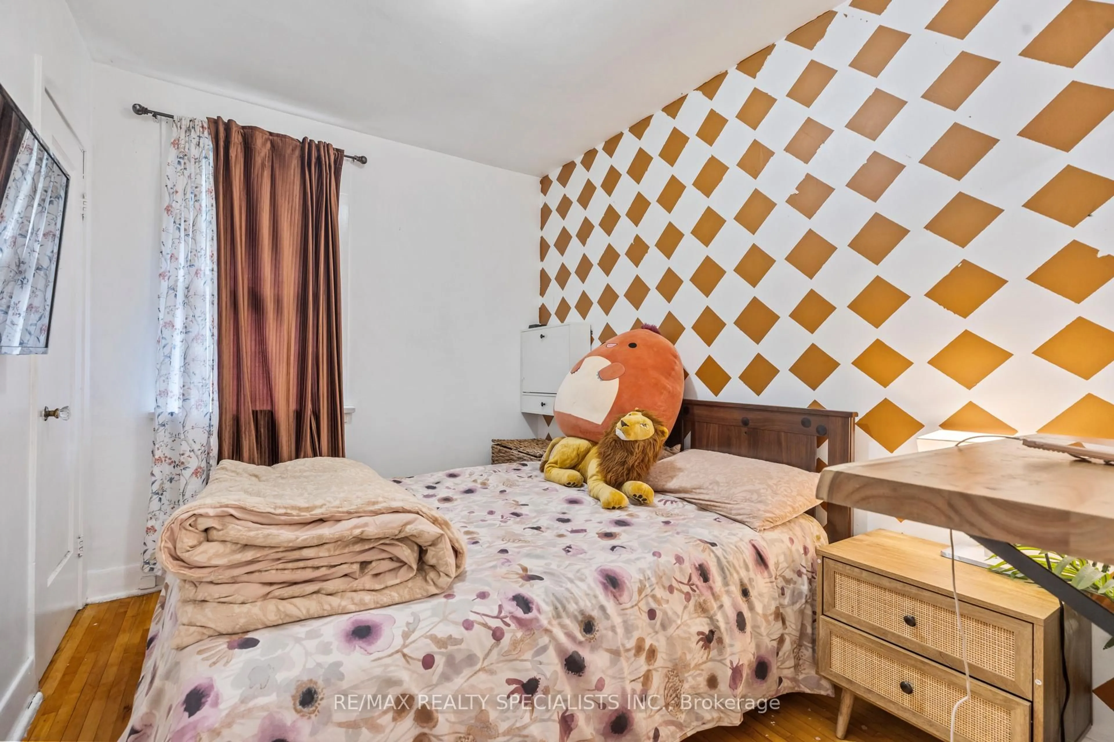 Bedroom with bed, unknown for 1374 Wilton Ave, London East Ontario N5W 2H6