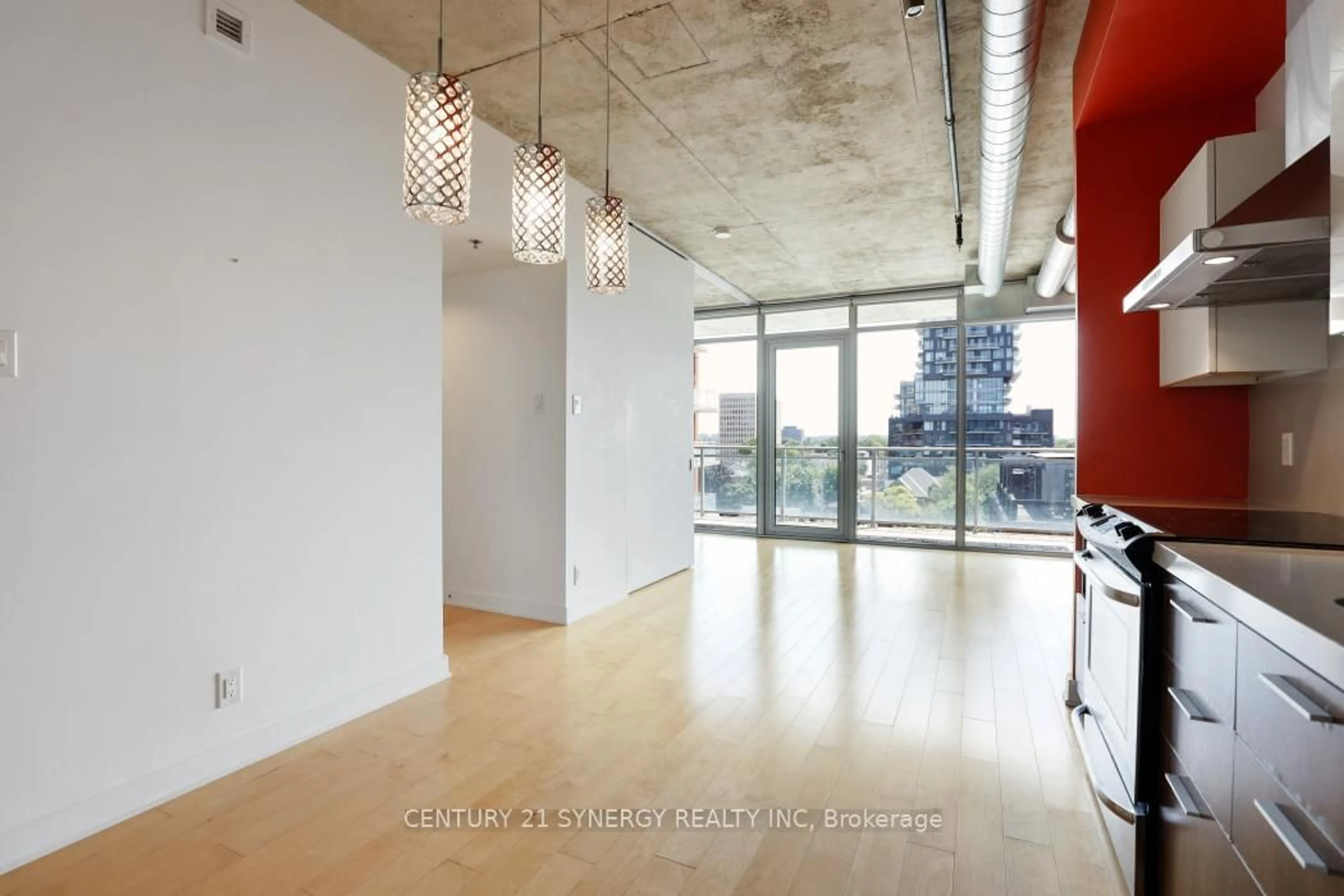 Indoor foyer for 340 Mcleod St #633, Ottawa Ontario K2P 1A4