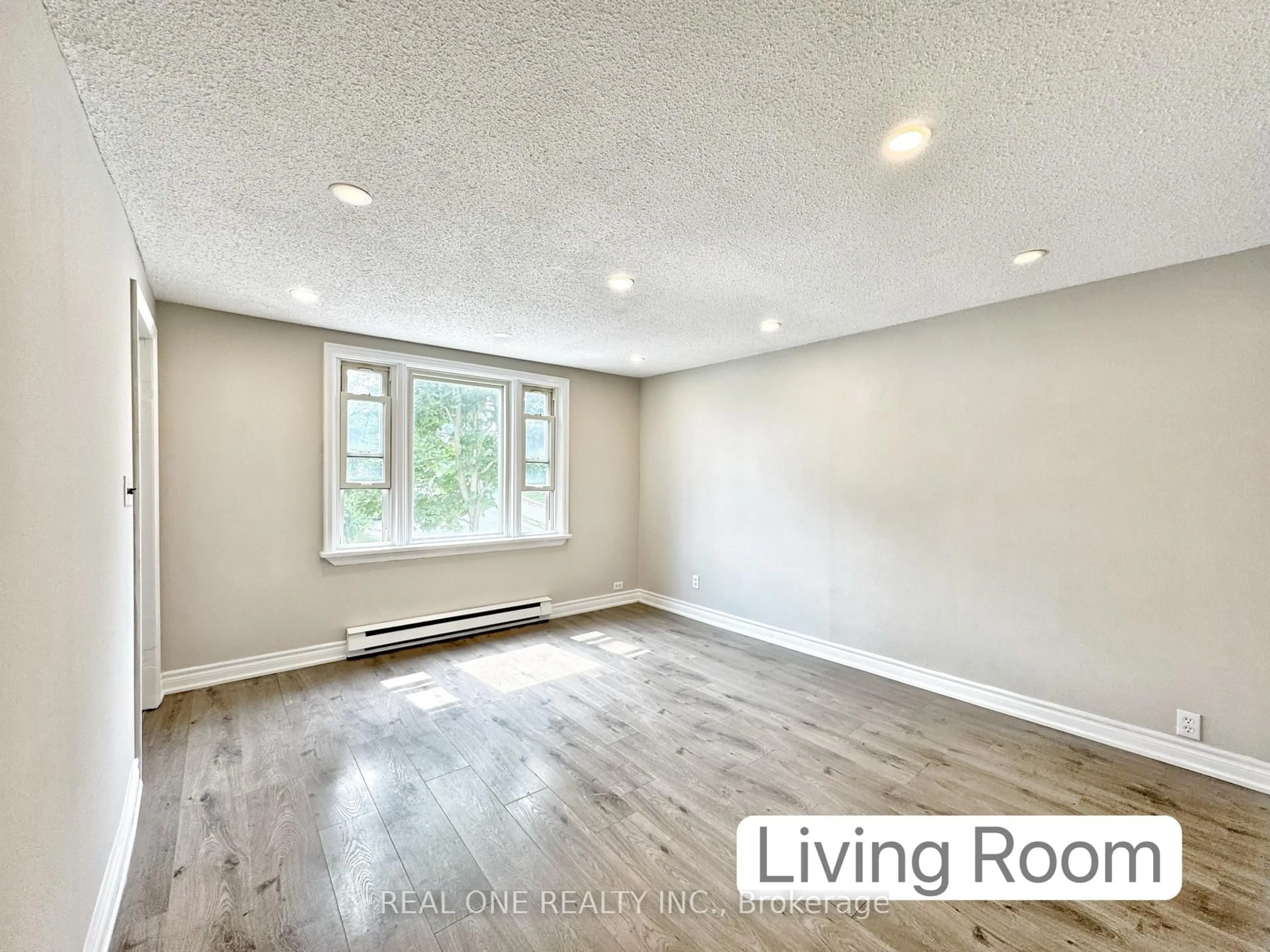 A pic of a room for 1274 Martindale Rd, Greater Sudbury Ontario P3E 4J5
