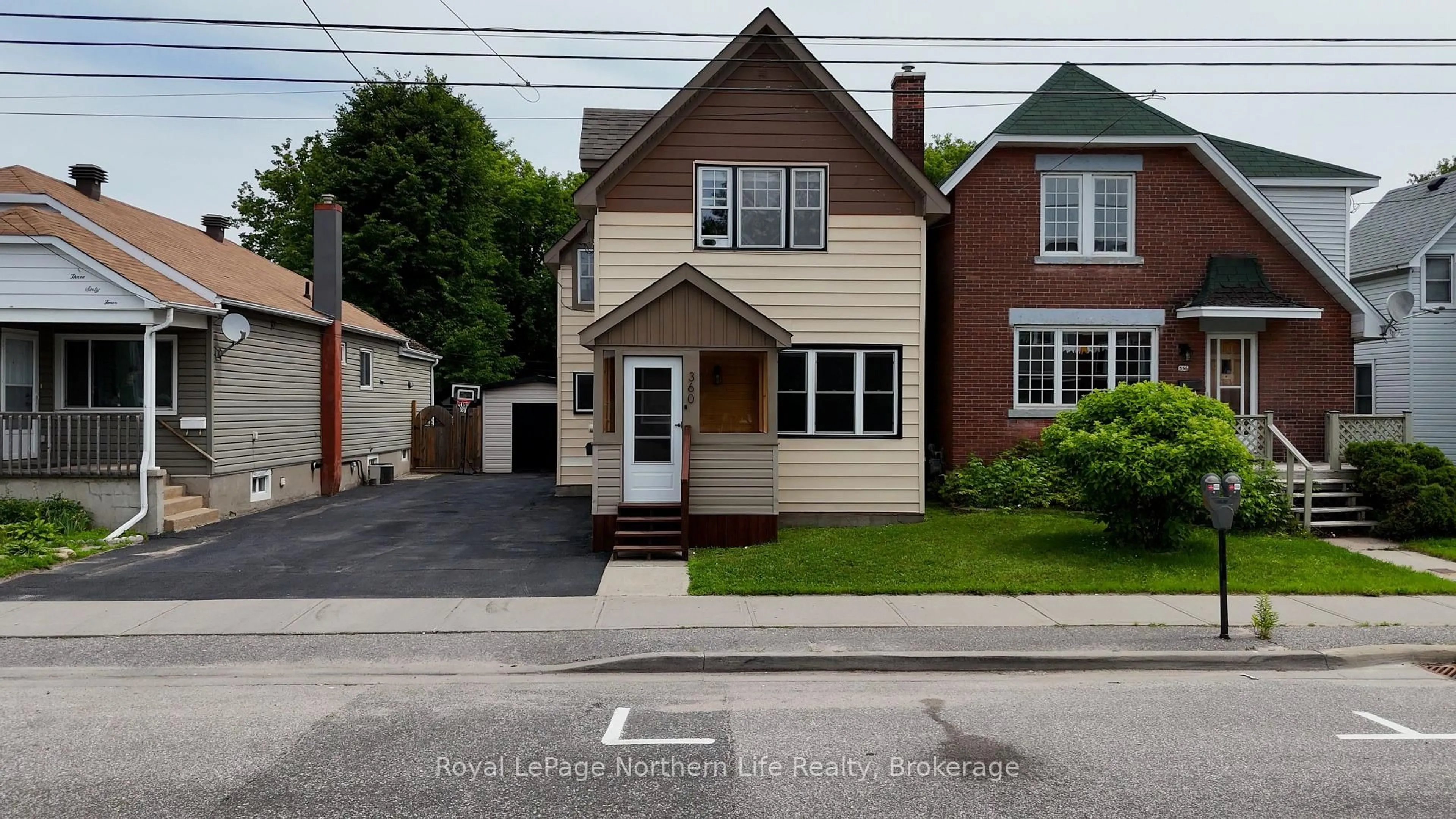 Unknown for 360 Worthington St, North Bay Ontario P1B 3B6