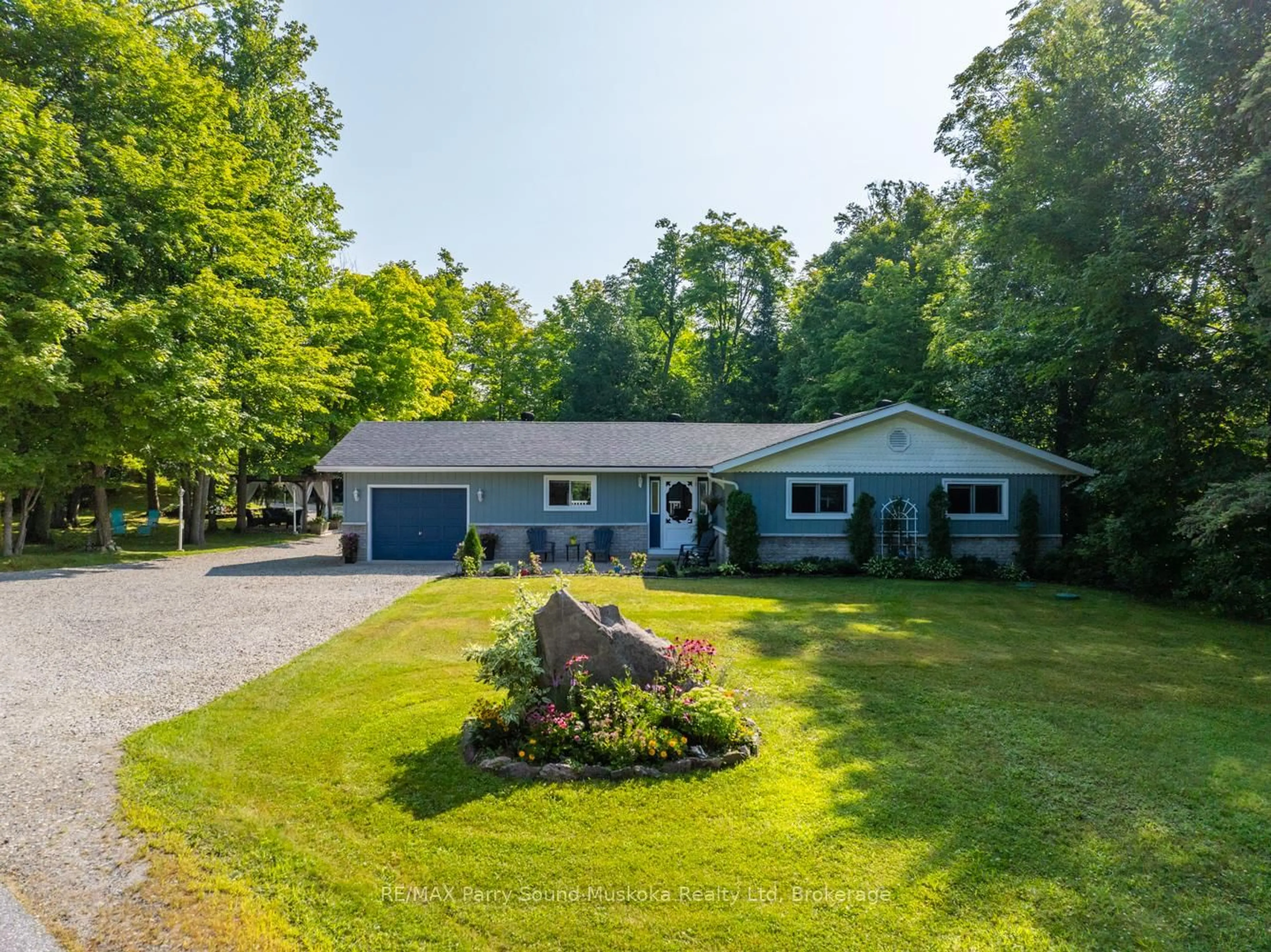 A pic from outside/outdoor area/front of a property/back of a property/a pic from drone, unknown for 3 & 5 SQUIRREL Ave, McDougall Ontario P2A 2W7
