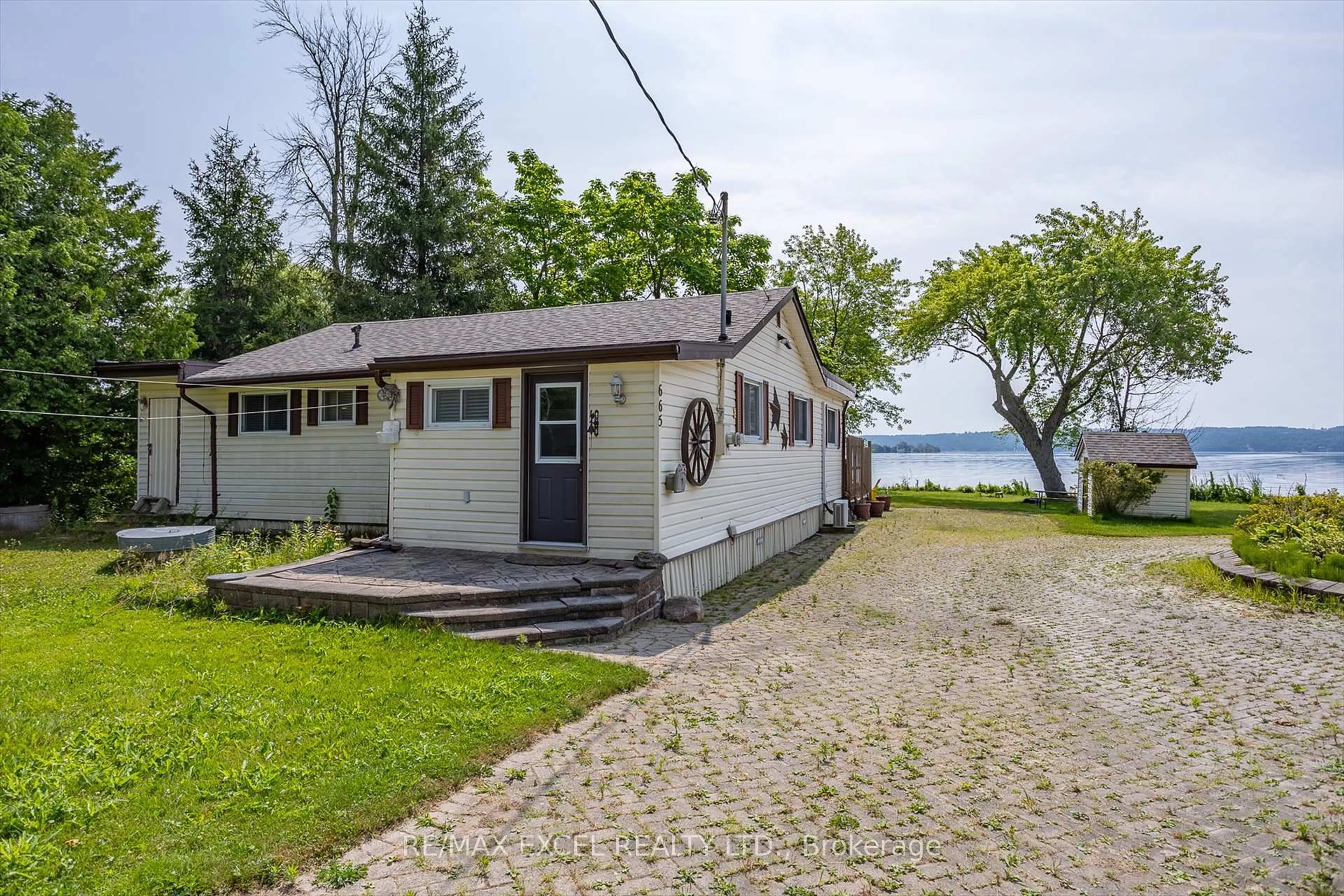 Patio, water/lake/river/ocean view for 665 North Shore Dr, Otonabee-South Monaghan Ontario P7B 6B3