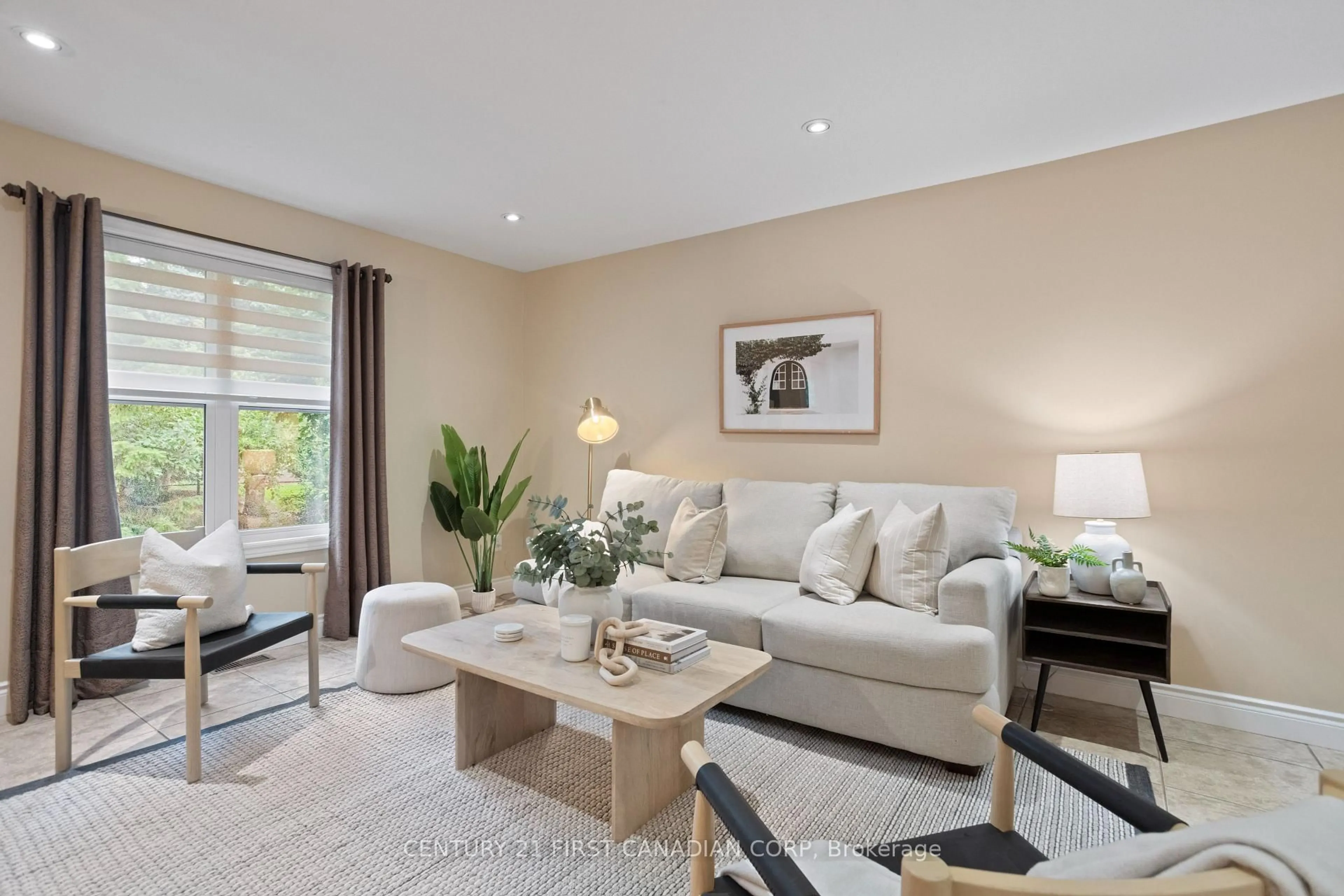 Living room with furniture, unknown for 18 Trillium Cres, St. Marys Ontario N4X 0A2