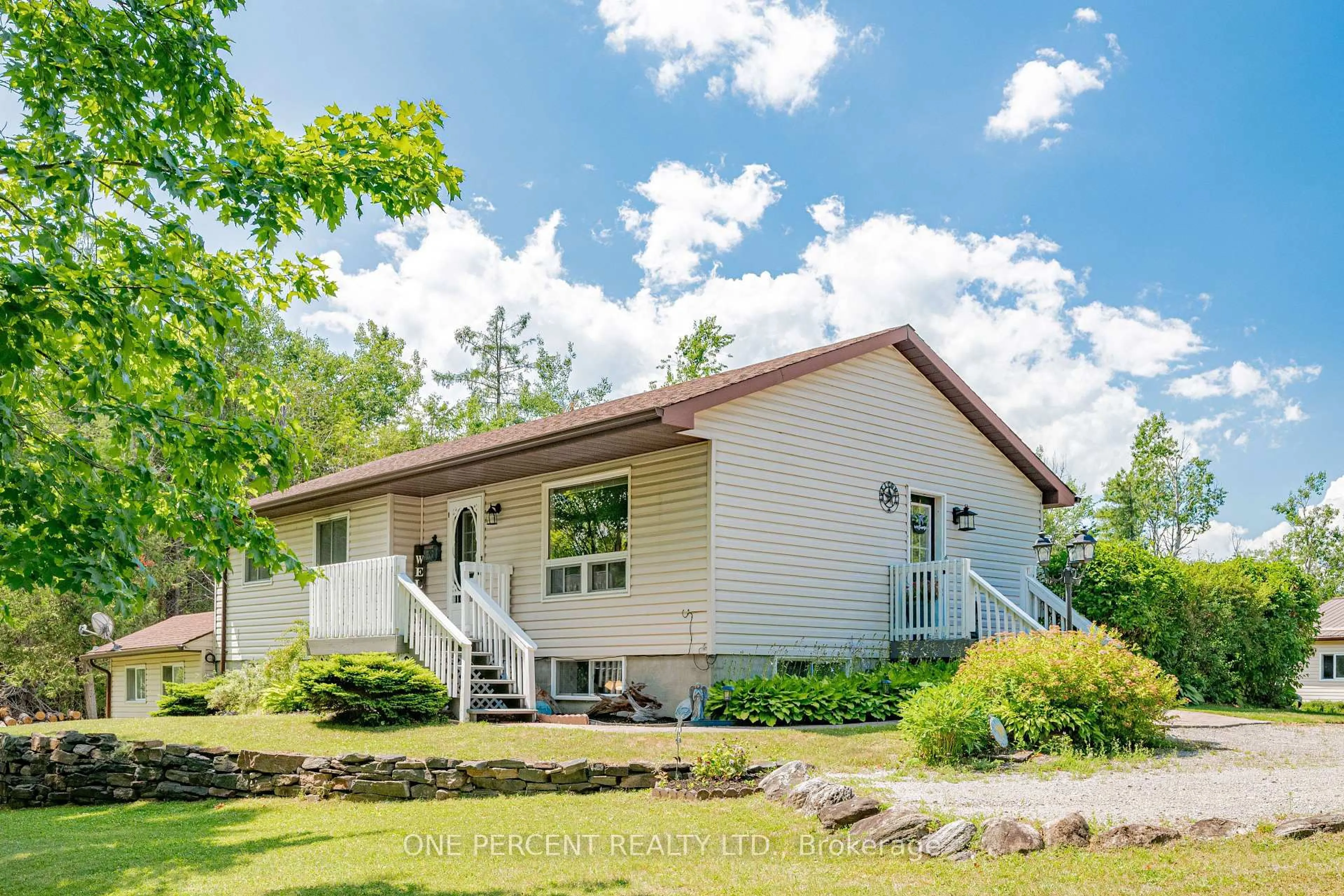 Home with vinyl exterior material, unknown for 175 Bulmers Rd, Kawartha Lakes Ontario K0M 1N0
