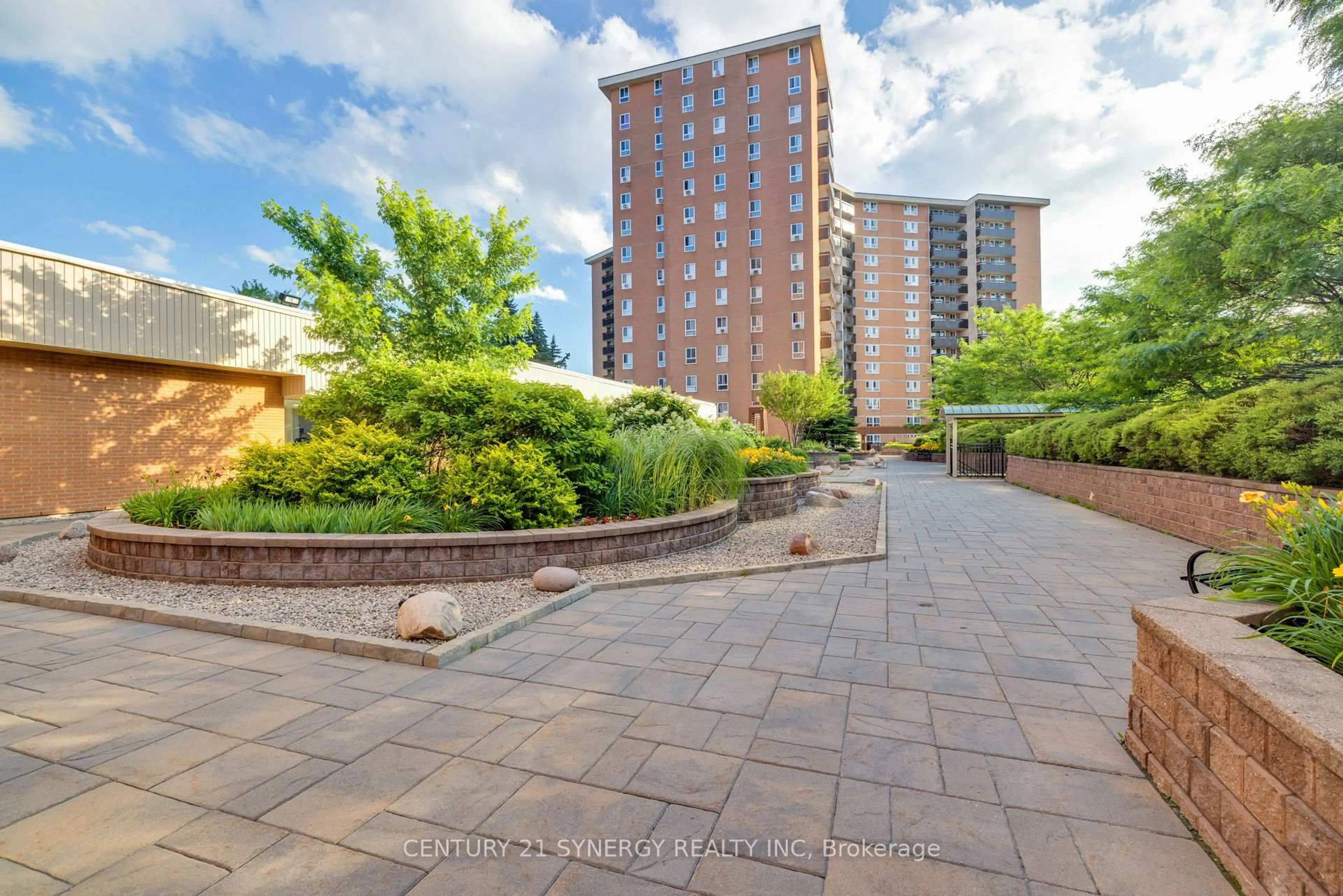 A pic from outside/outdoor area/front of a property/back of a property/a pic from drone, unknown for 2020 Jasmine Cres #1410, Ottawa Ontario K1J 8K5