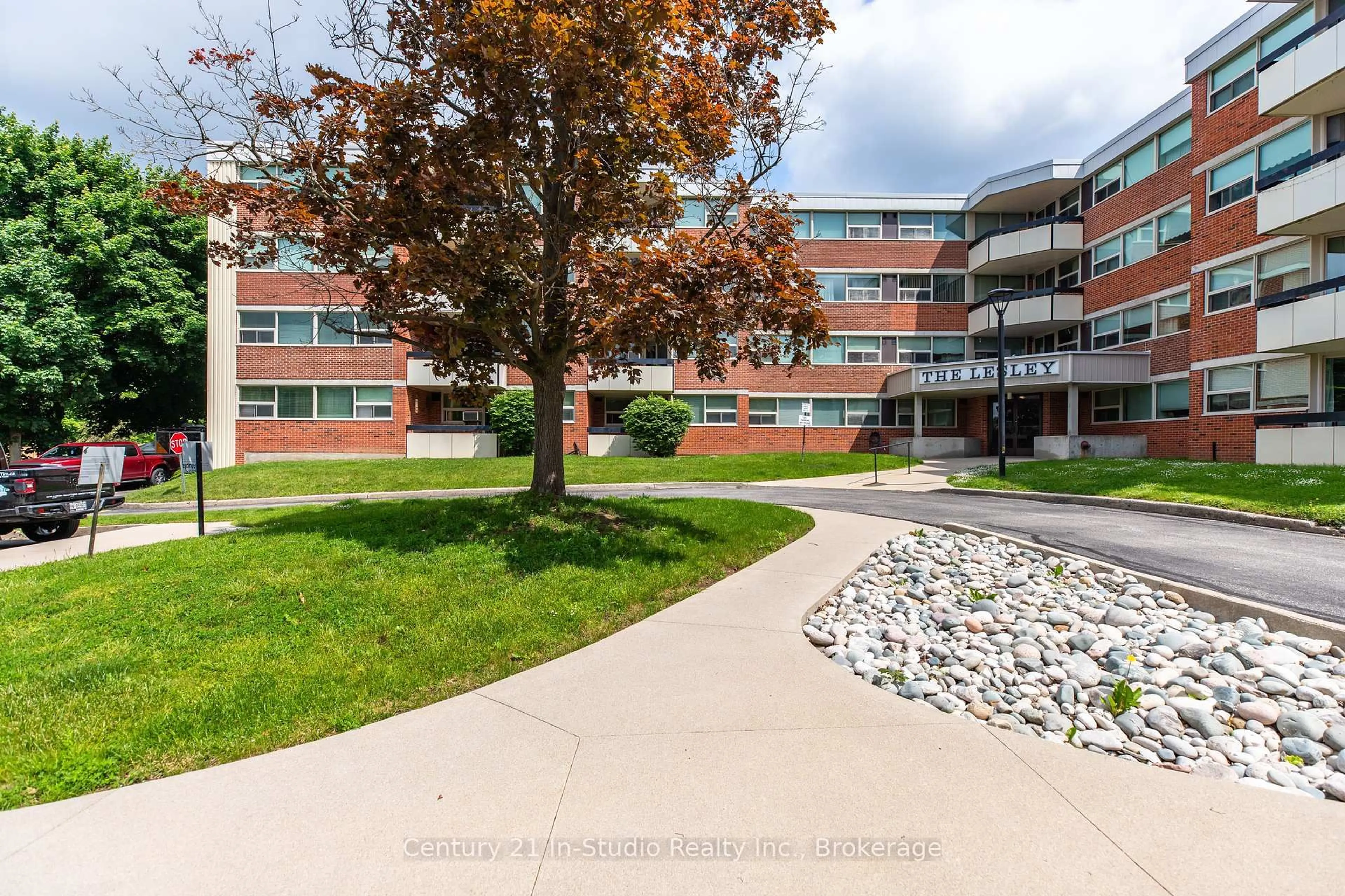 Patio, unknown for 860 9th St #205, Owen Sound Ontario N4K 1R2