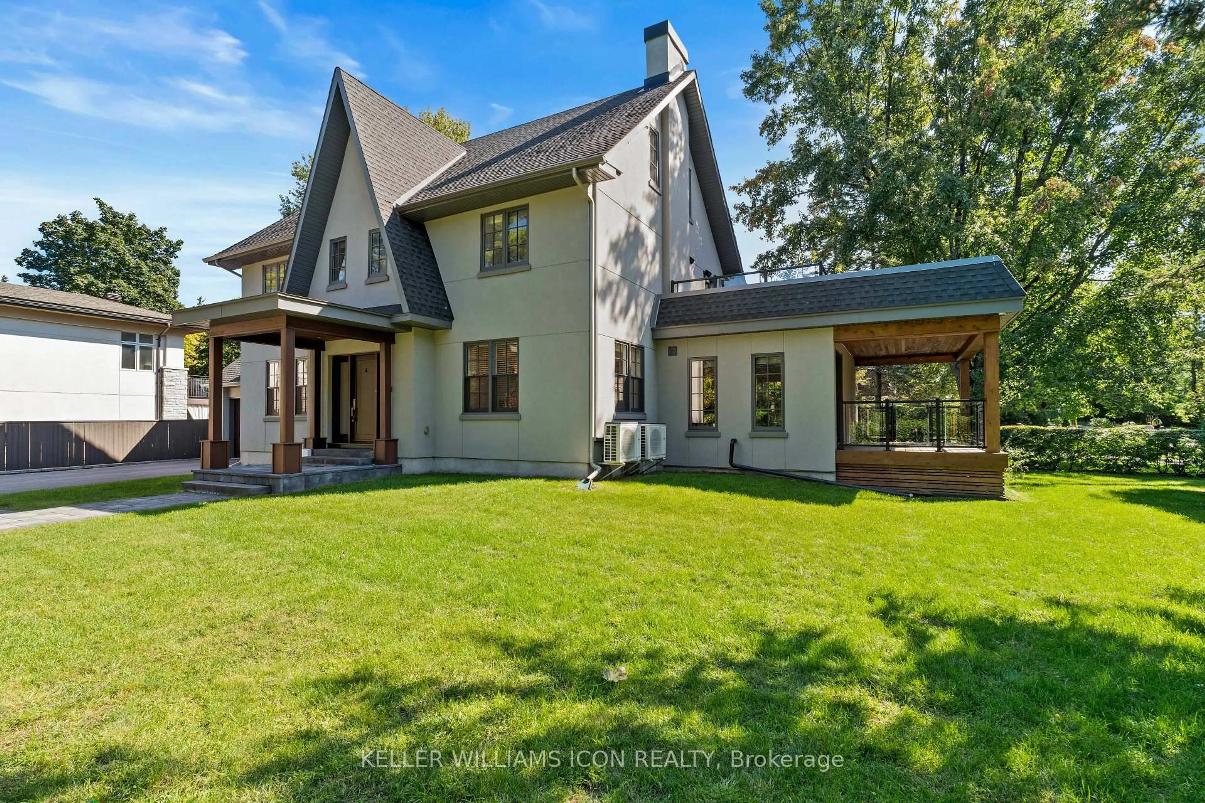 Home with brick exterior material, street for 320 Hillcrest Rd, Ottawa Ontario K1M 0J6