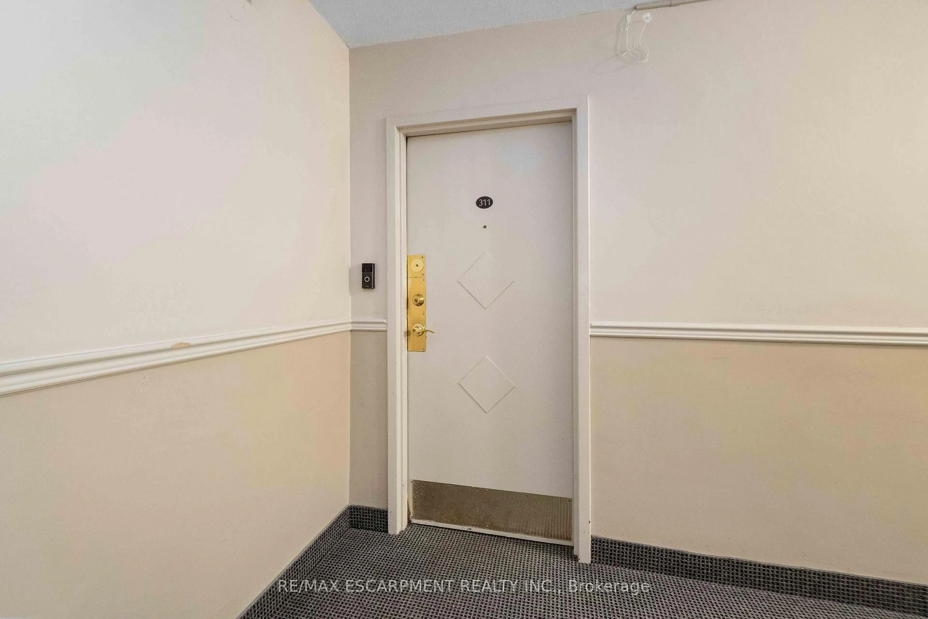 Unknown for 75 Glenburn Crt #311, Hamilton Ontario L8E 1C7