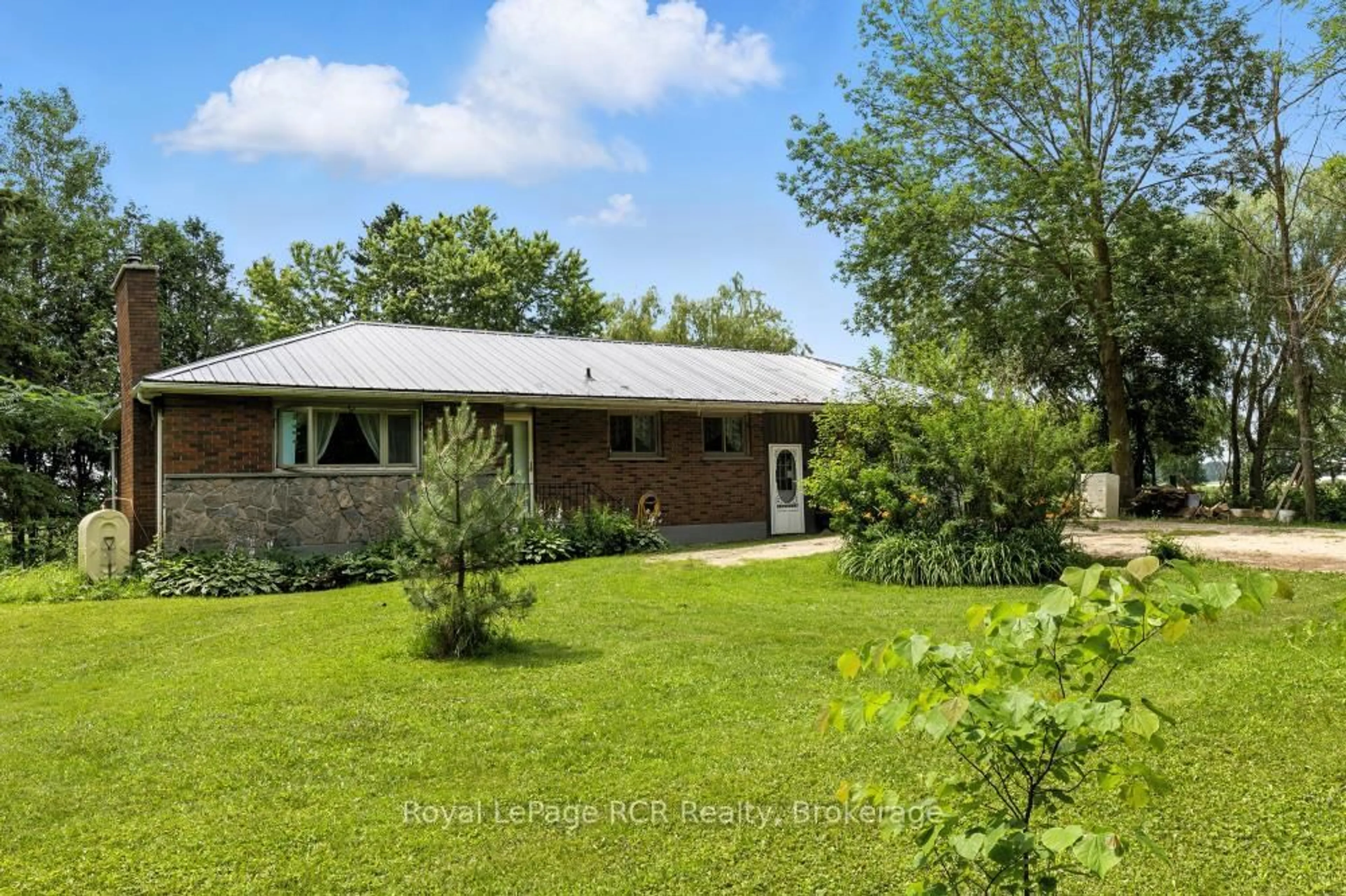 Unknown for 185234 Grey Road 9, Southgate Ontario N0C 1B0