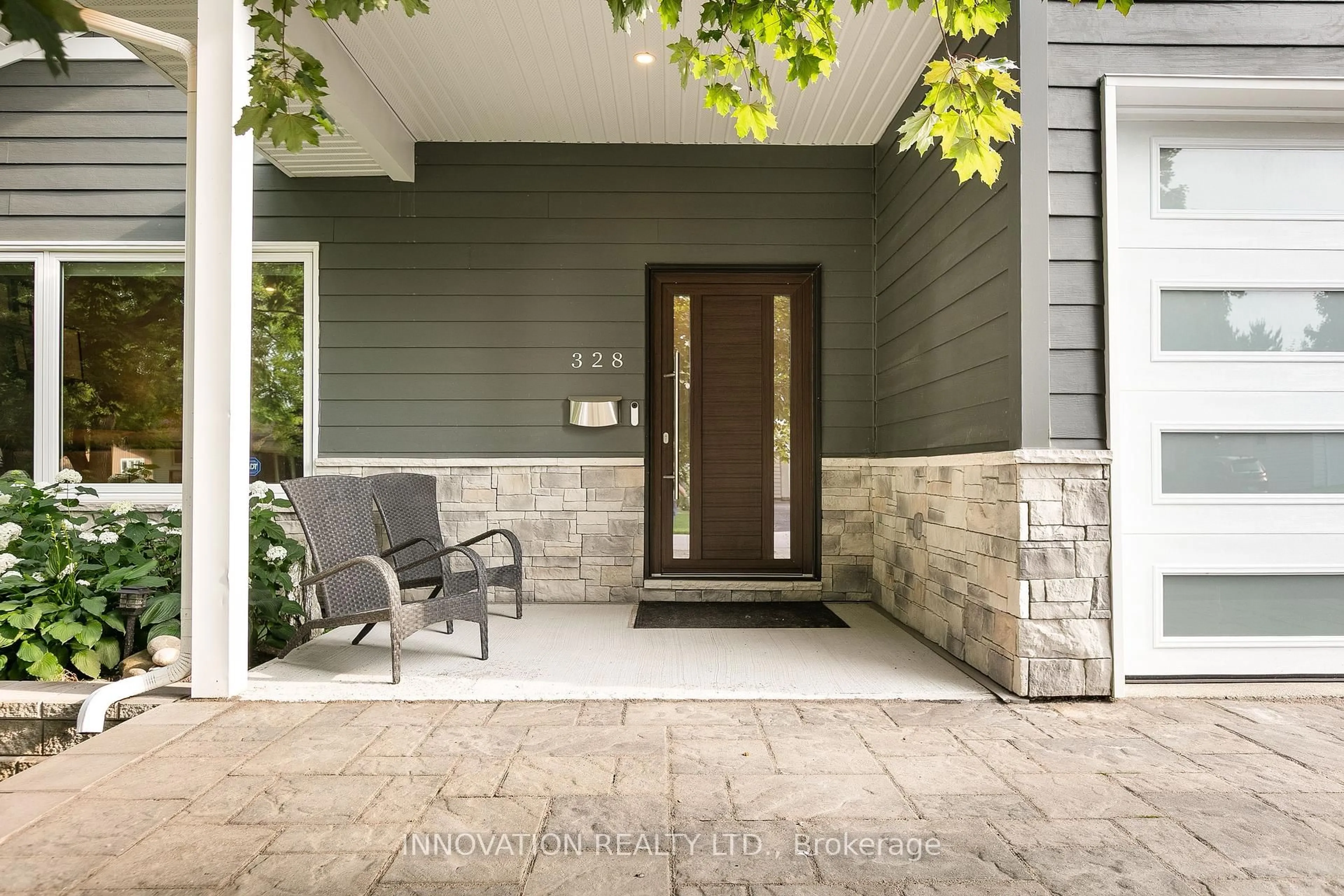 Unknown for 328 Mountbatten Ave, Ottawa Ontario K1H 5W3