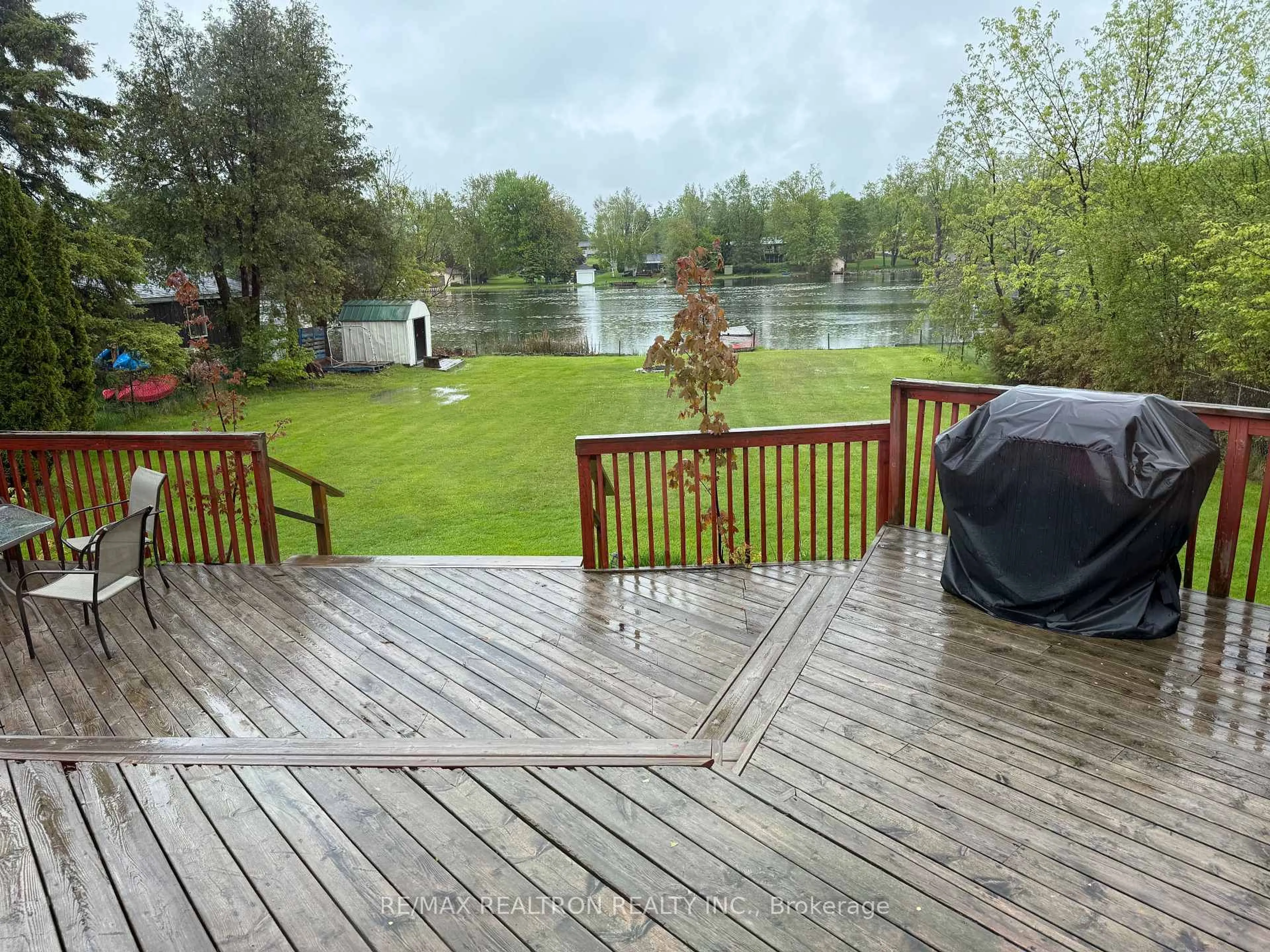 Patio, water/lake/river/ocean view for 28 Lawrence St, Kawartha Lakes Ontario K0L 2W0
