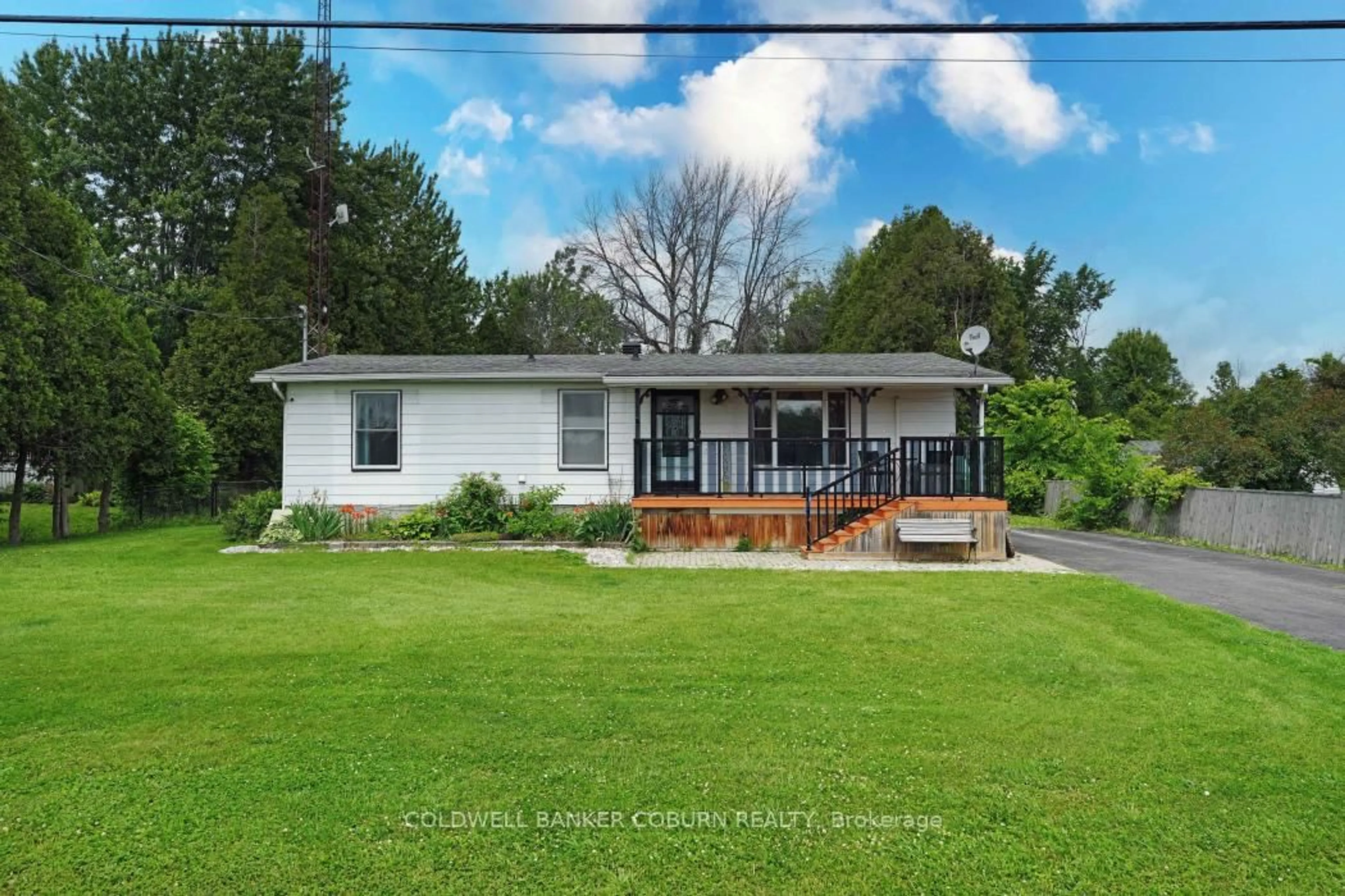 A pic from outside/outdoor area/front of a property/back of a property/a pic from drone, unknown for 13191 Riverside Dr, South Dundas Ontario K0C 1X0