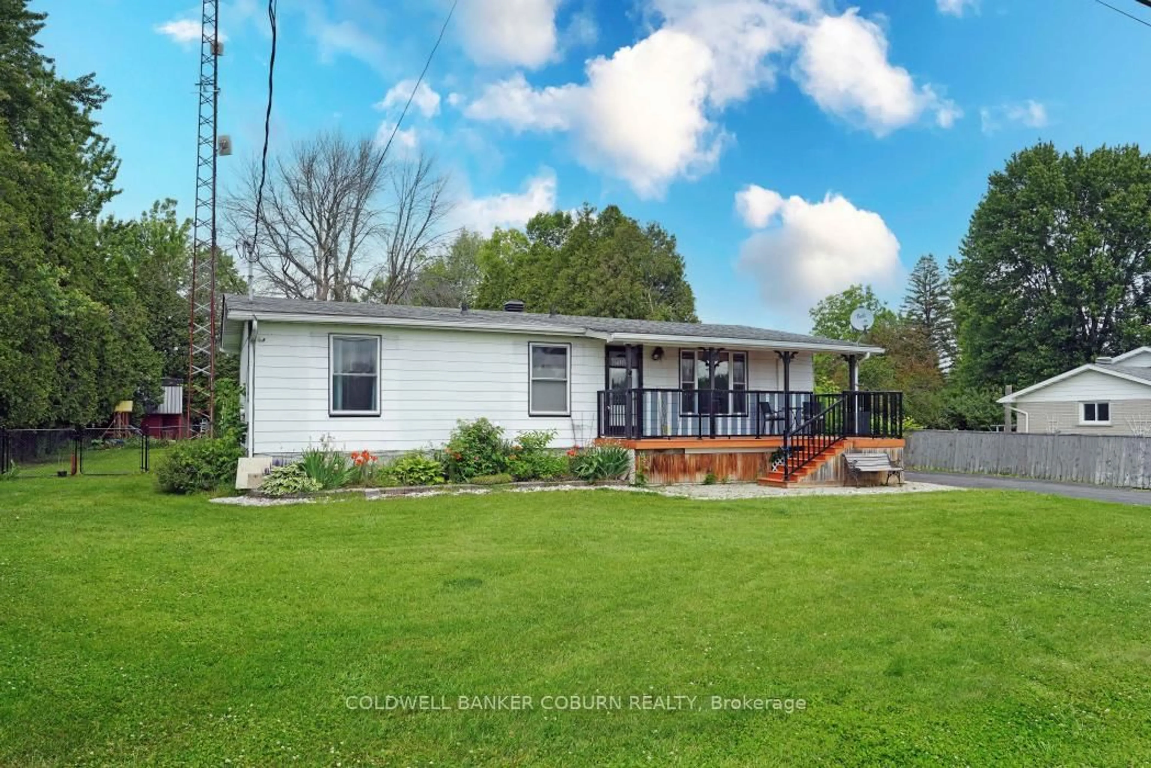 A pic from outside/outdoor area/front of a property/back of a property/a pic from drone, unknown for 13191 Riverside Dr, South Dundas Ontario K0C 1X0