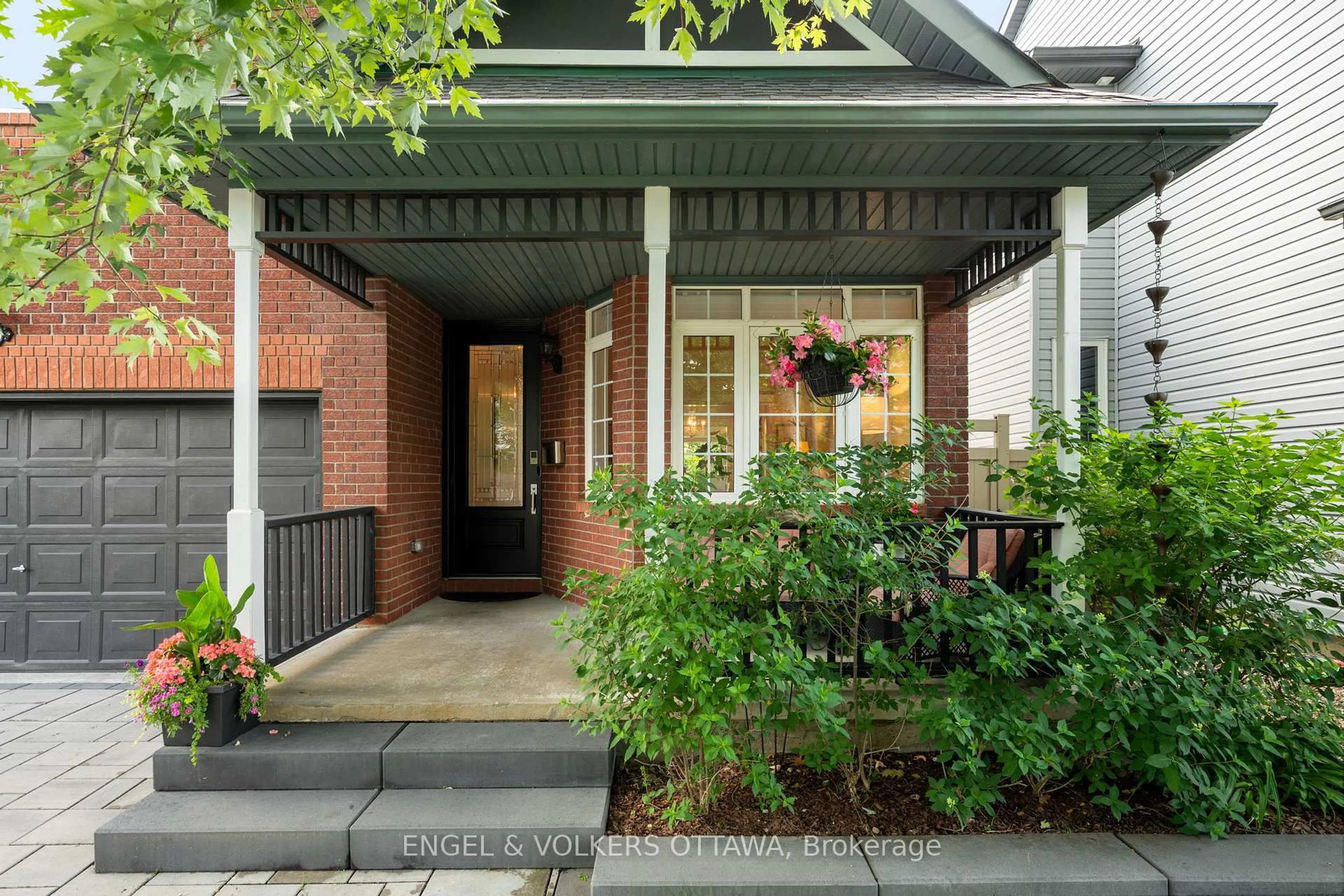 Home with brick exterior material, street for 17 Colindale Ave, Ottawa Ontario K2J 4V6