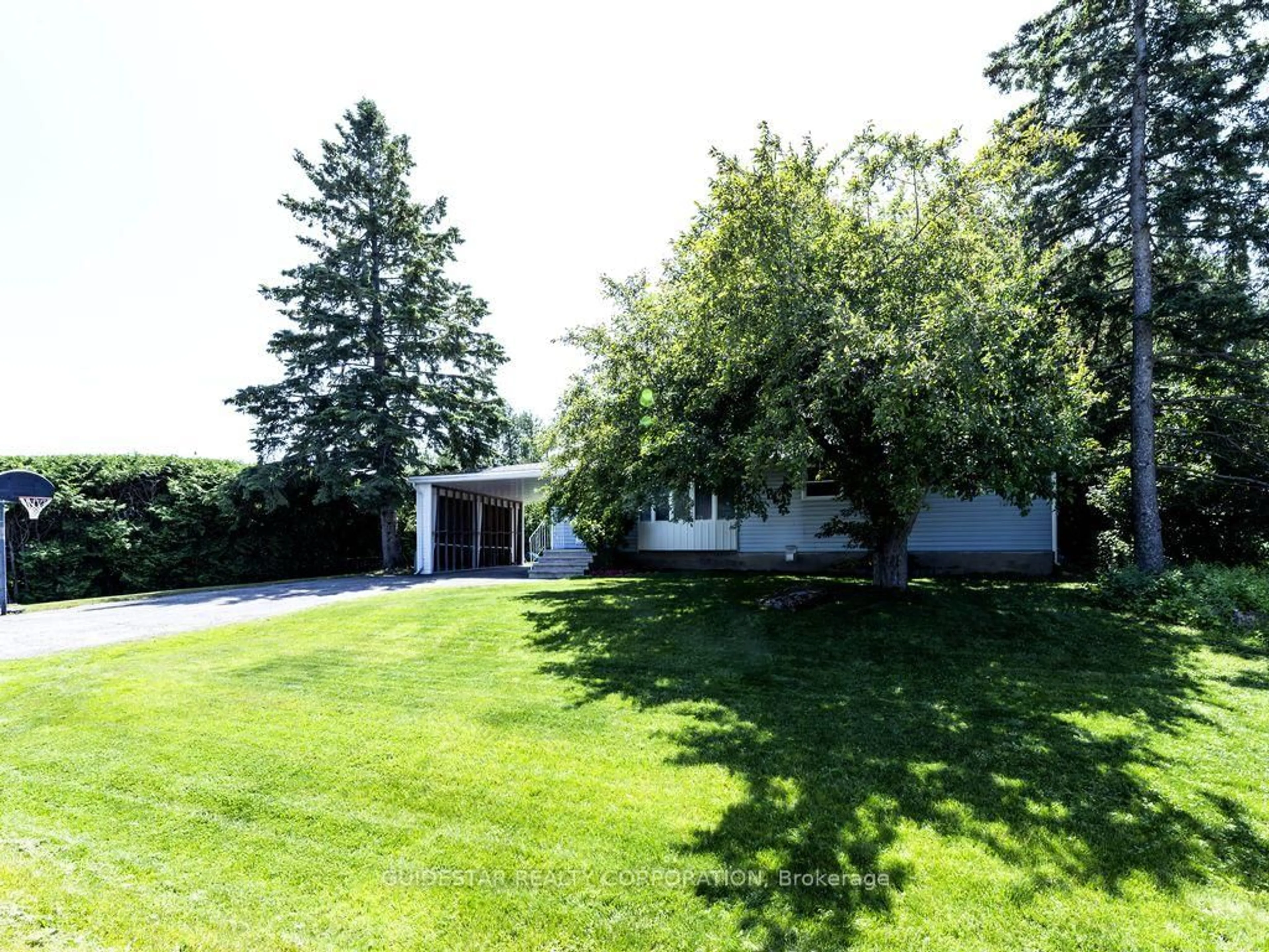 A pic from outside/outdoor area/front of a property/back of a property/a pic from drone, unknown for 20 Henry Goulburn Way, Stittsville Ontario K2S 1P2