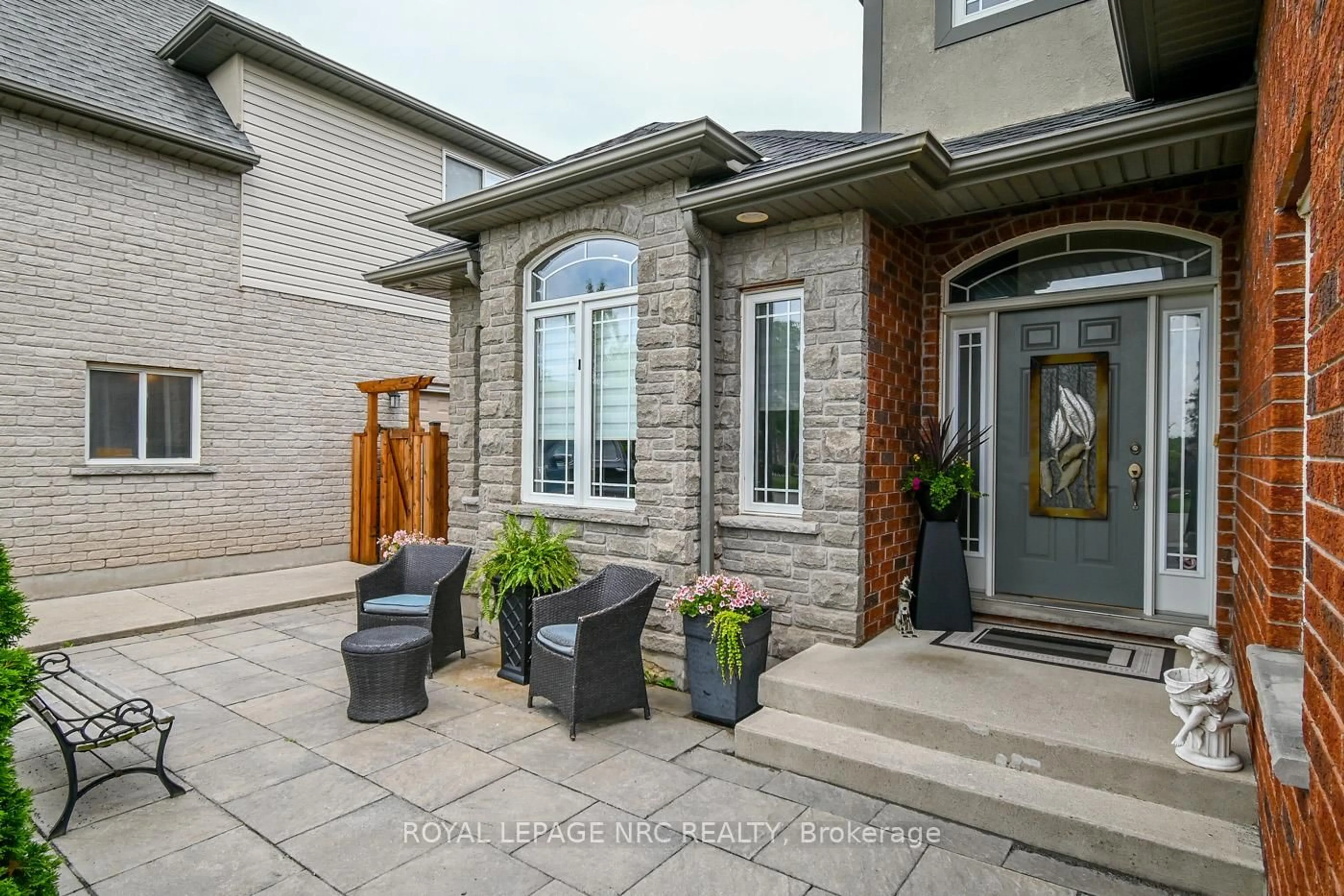 Unknown for 8665 Westport Dr, Niagara Falls Ontario L2H 0A3