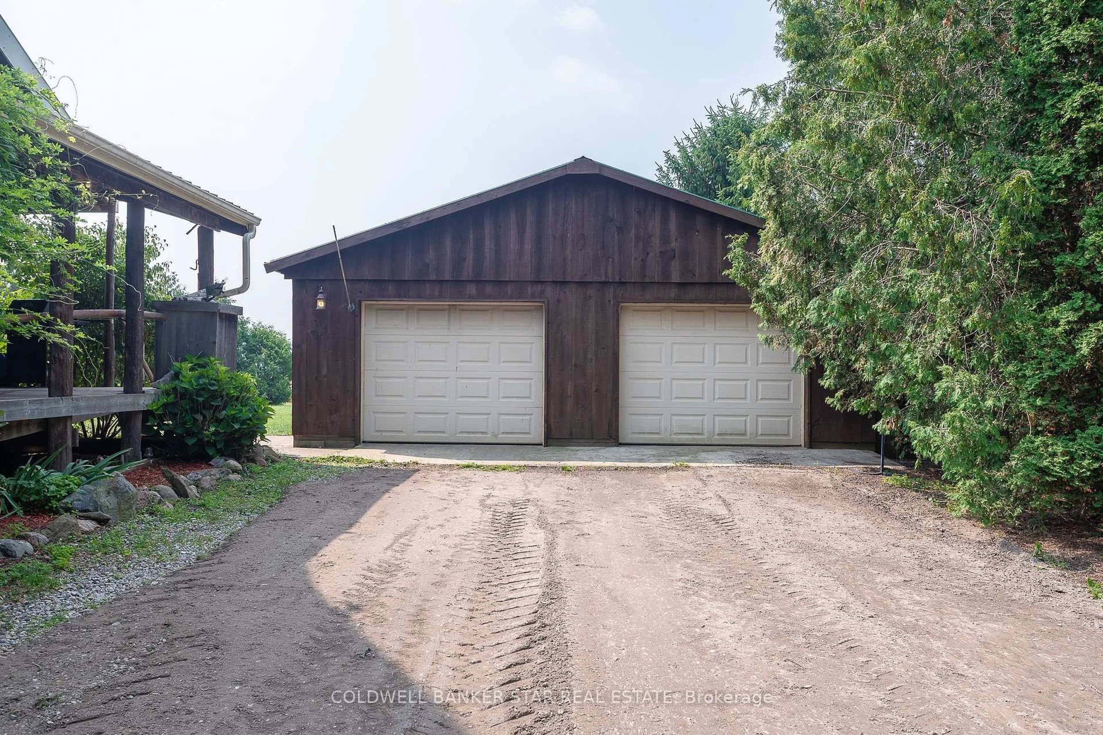 Indoor garage for 42431 RON McNEIL Line, Central Elgin Ontario N5P 3T1