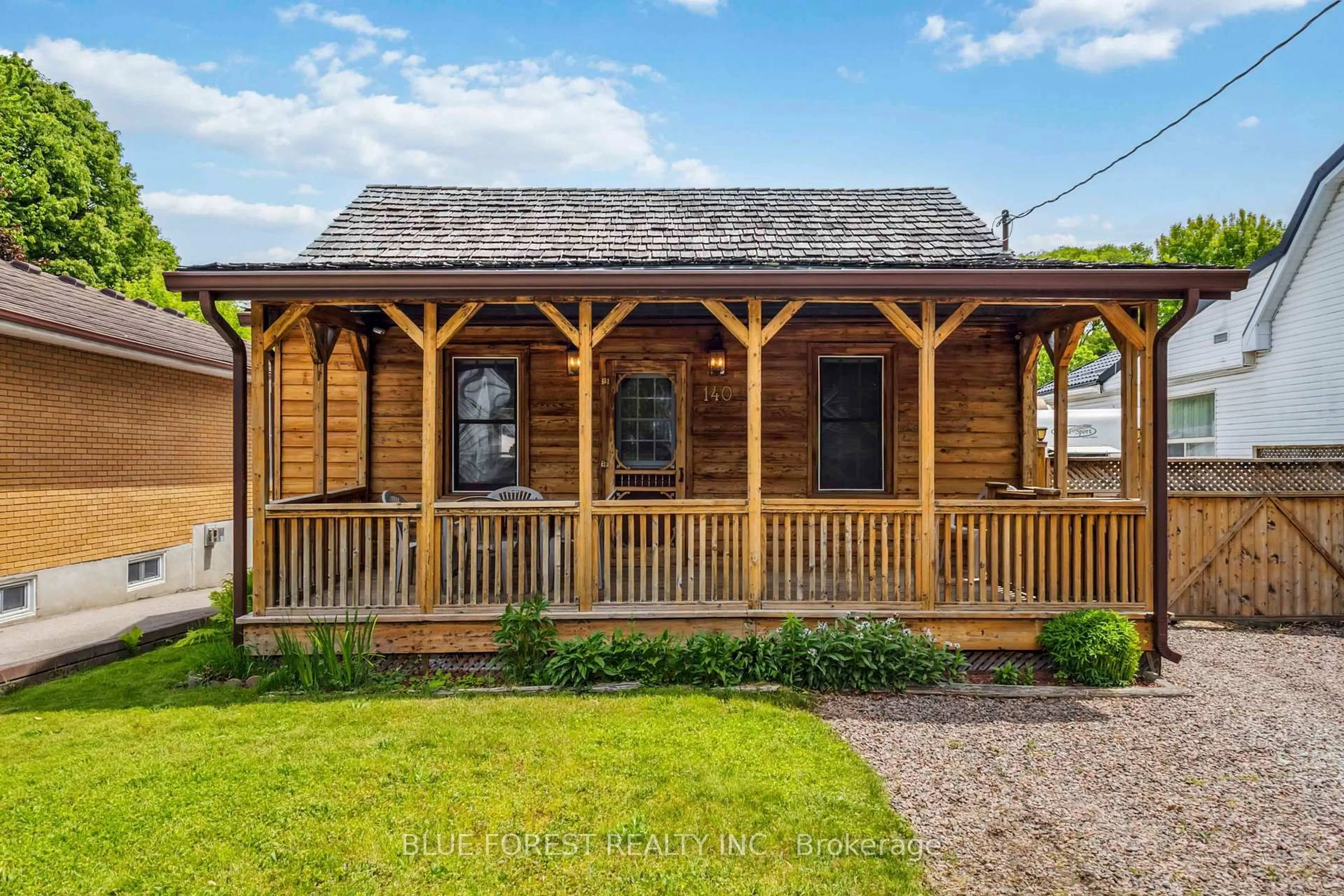Shed for 140 Emerson Ave, London South Ontario N5Z 3L6