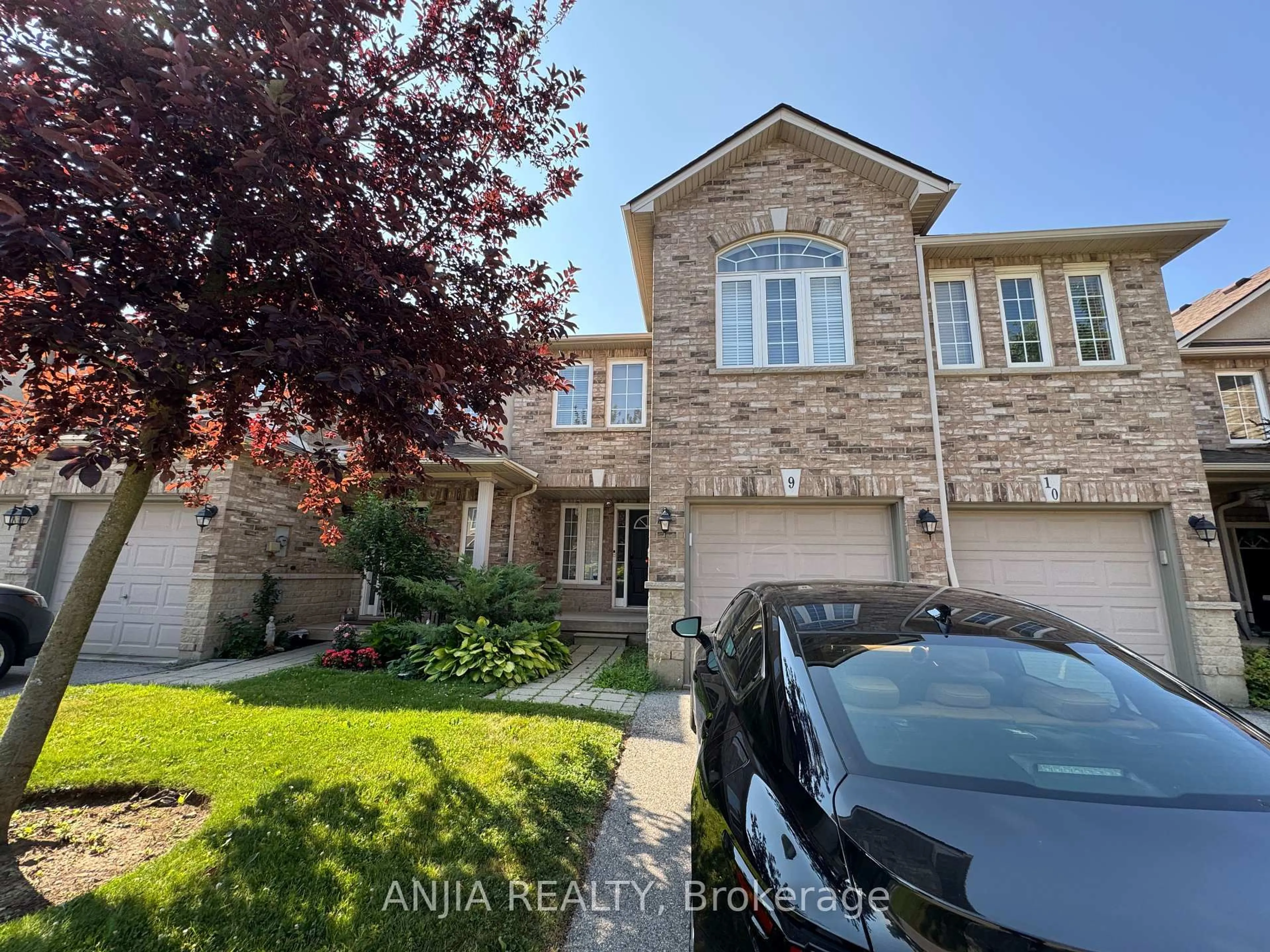 A pic from outside/outdoor area/front of a property/back of a property/a pic from drone, street for 39 Panabaker Dr #9, Hamilton Ontario L9G 0A2