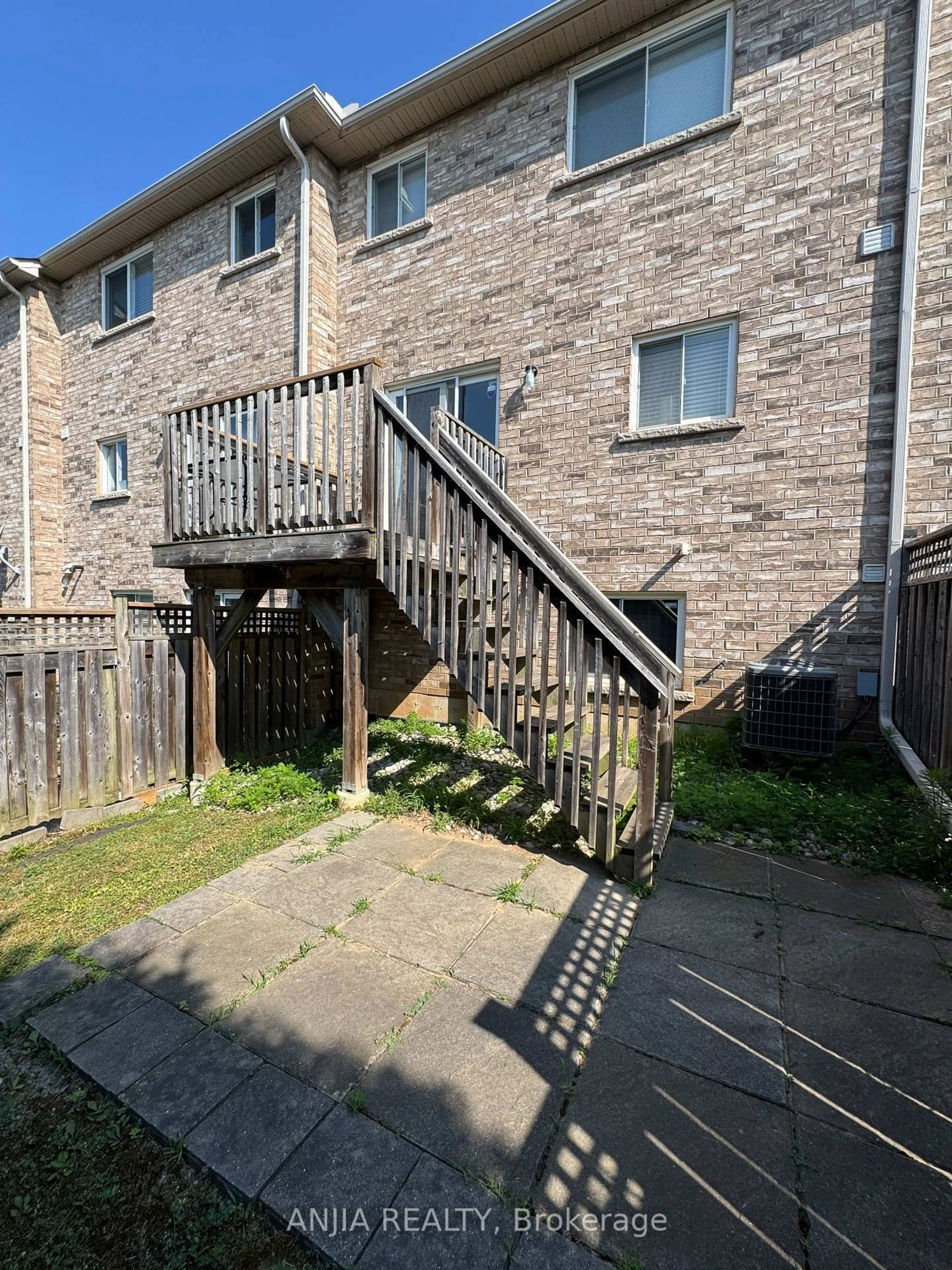 Patio, street for 39 Panabaker Dr #9, Hamilton Ontario L9G 0A2