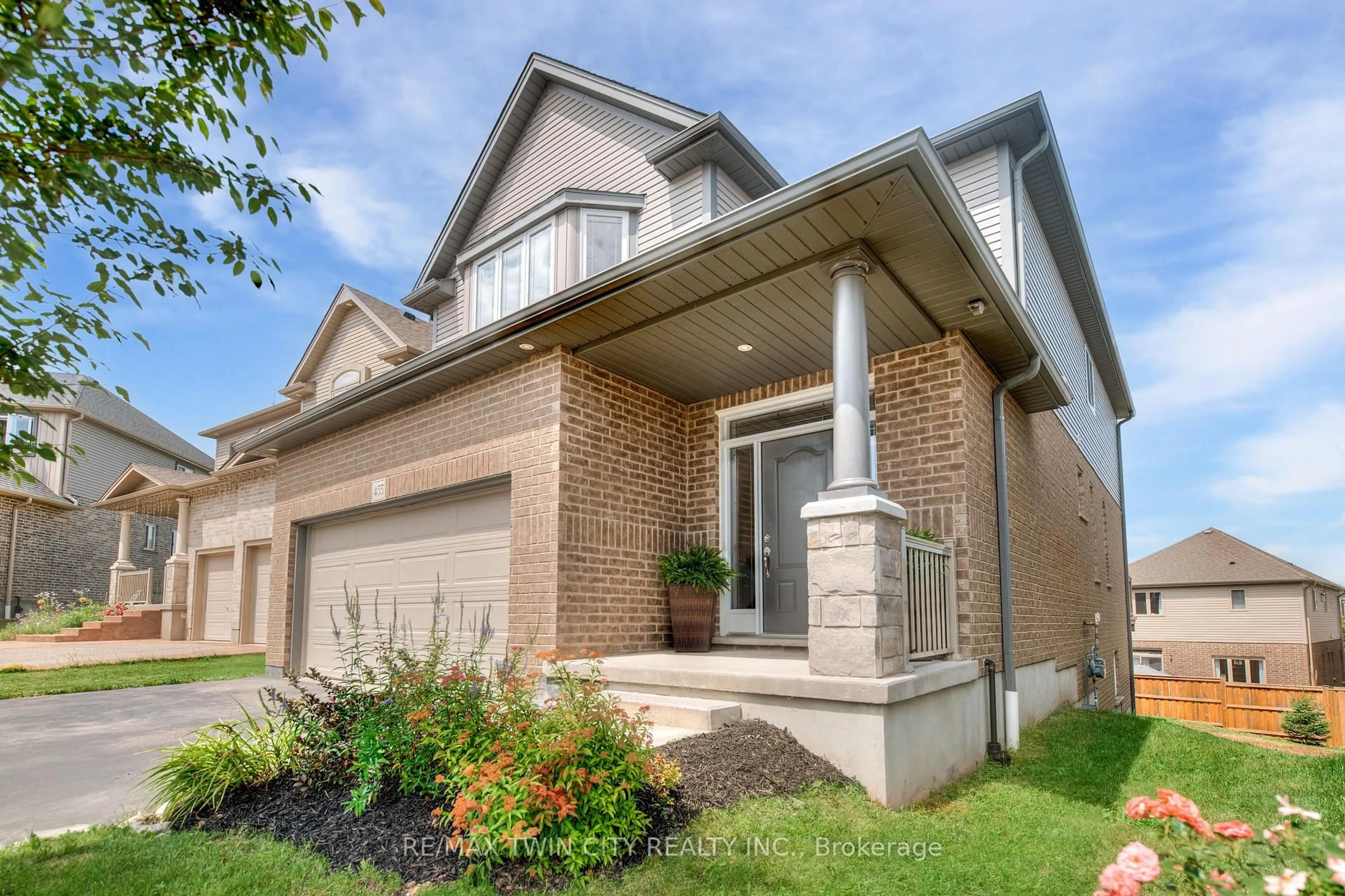 Home with brick exterior material, street for 455 Twinleaf St, Waterloo Ontario N2V 0B7