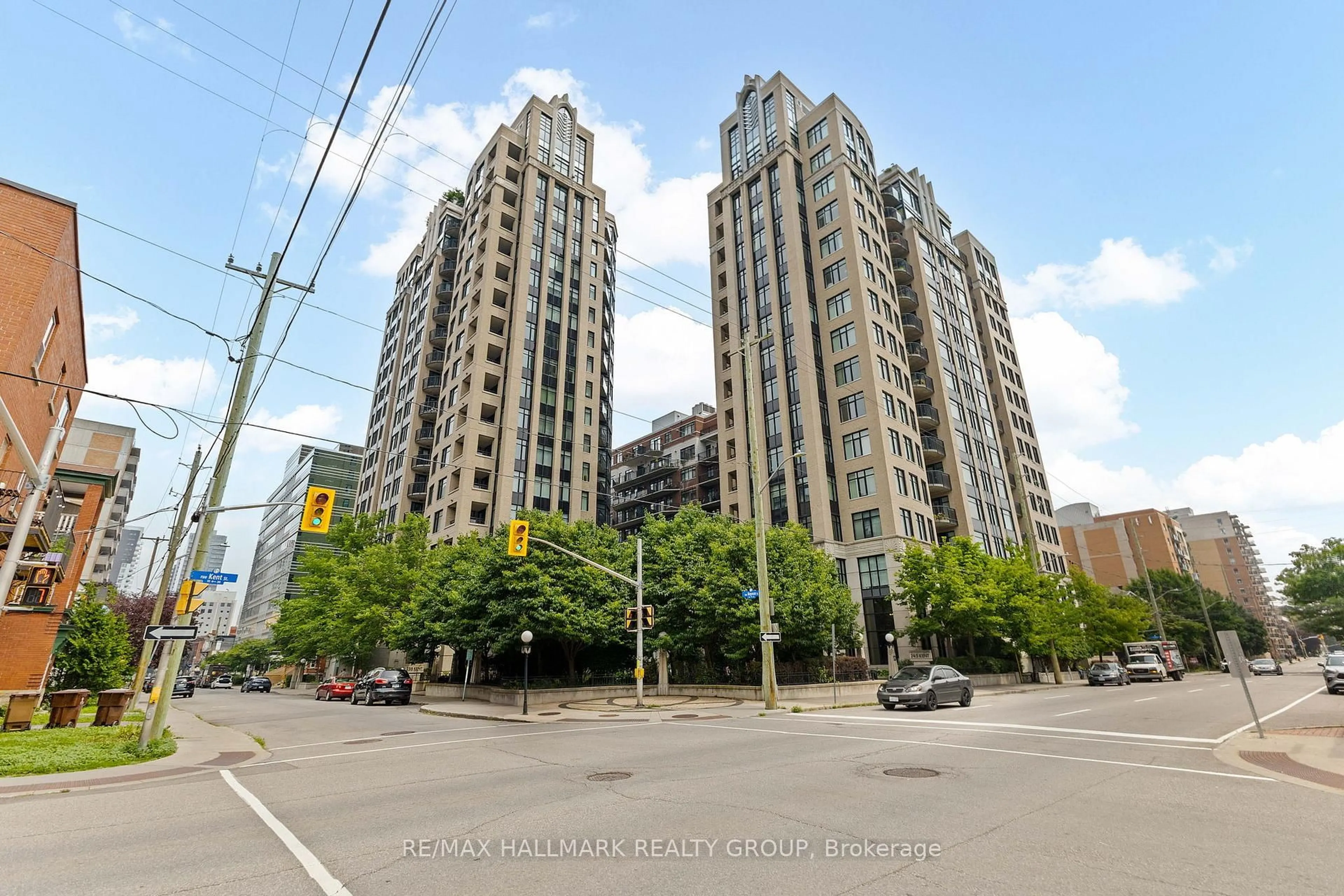 Unknown for 245 Kent St #504, Ottawa Ontario K2P 0A5
