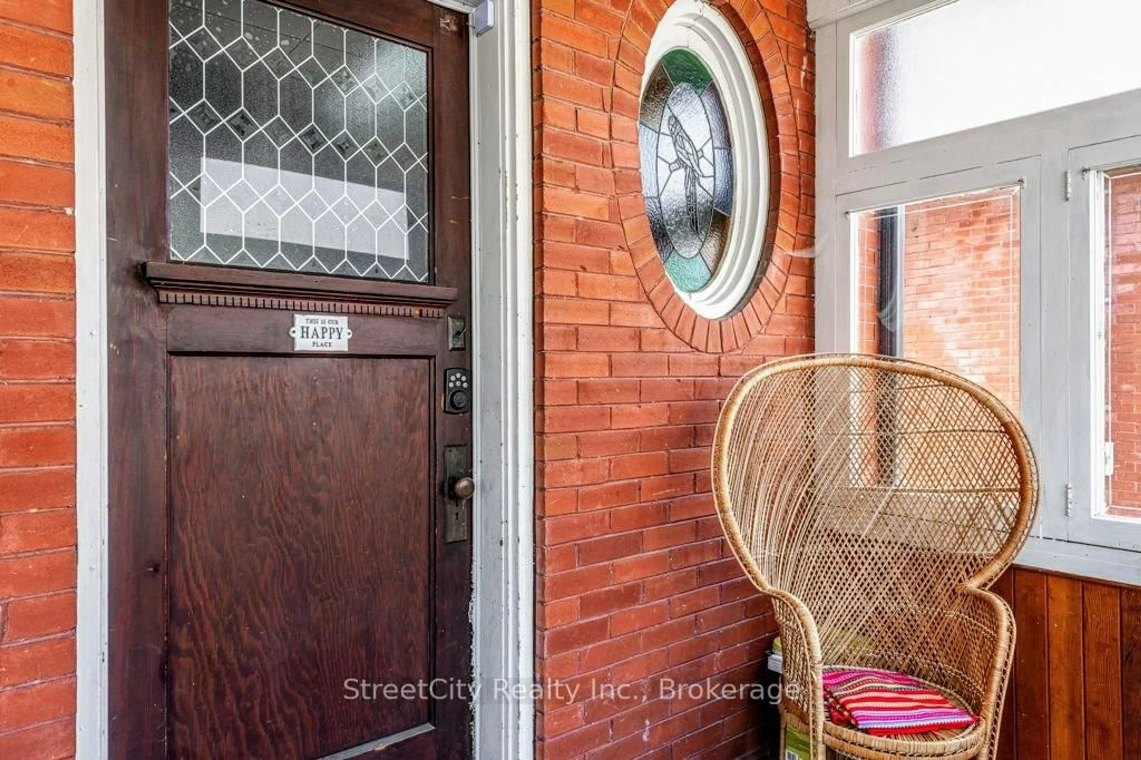 Indoor entryway for 145 Caledonia St, Stratford Ontario N5A 5W7