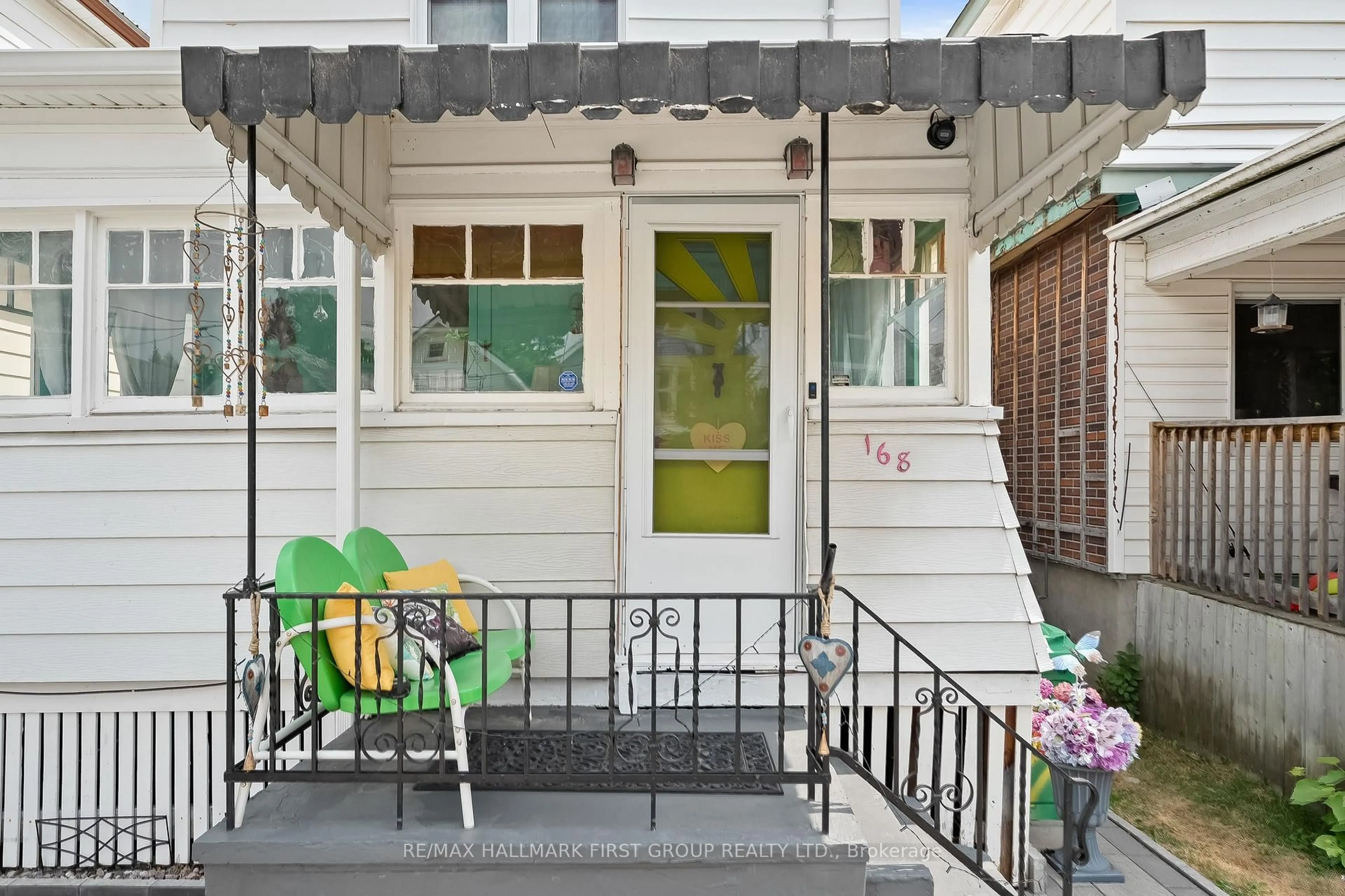 Patio, street for 168 Adeline St, Peterborough Central Ontario K9J 5E3
