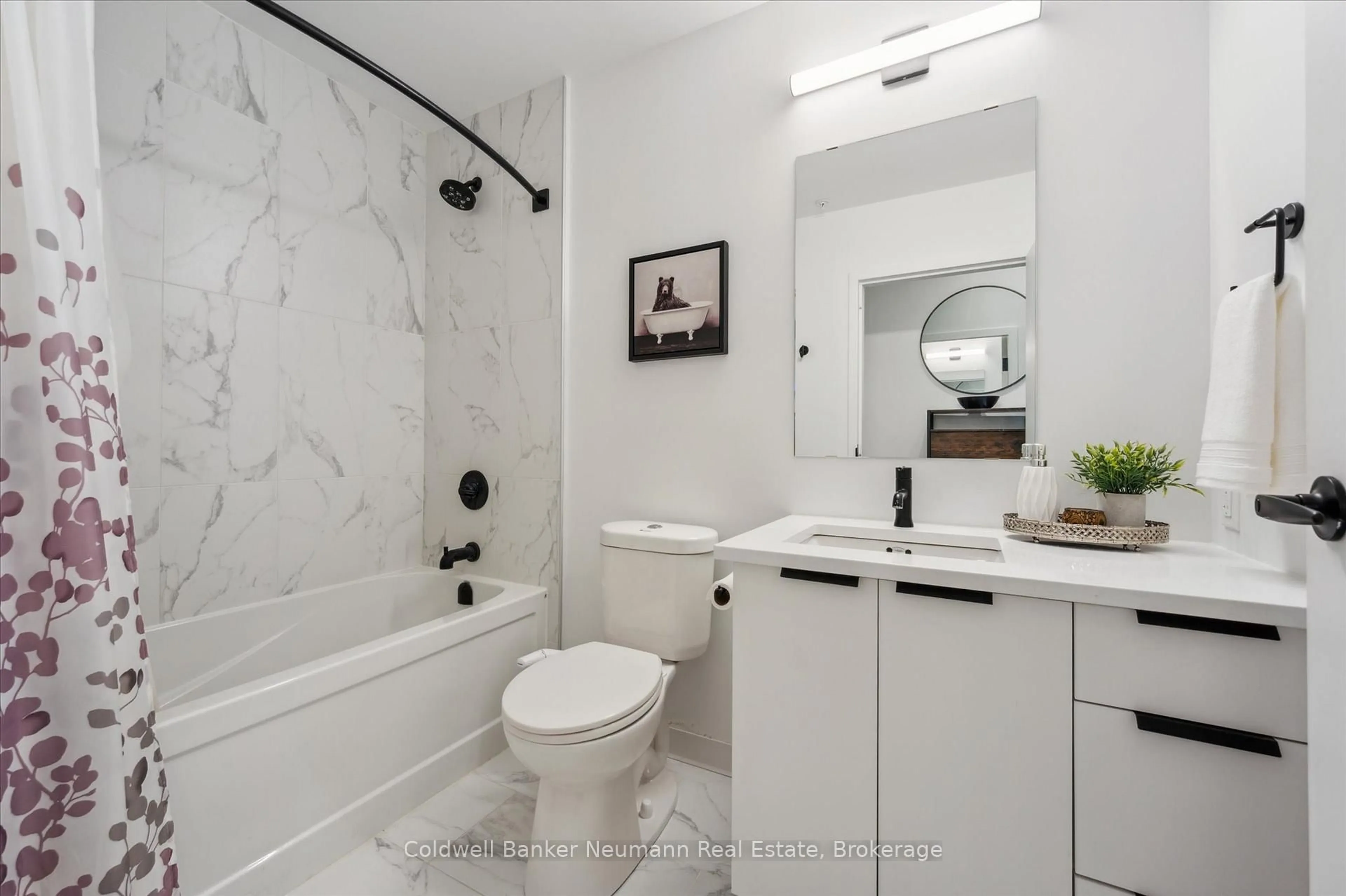 Standard bathroom, ceramic/tile floor for 120 Huron St #218, Guelph Ontario N1E 0T8