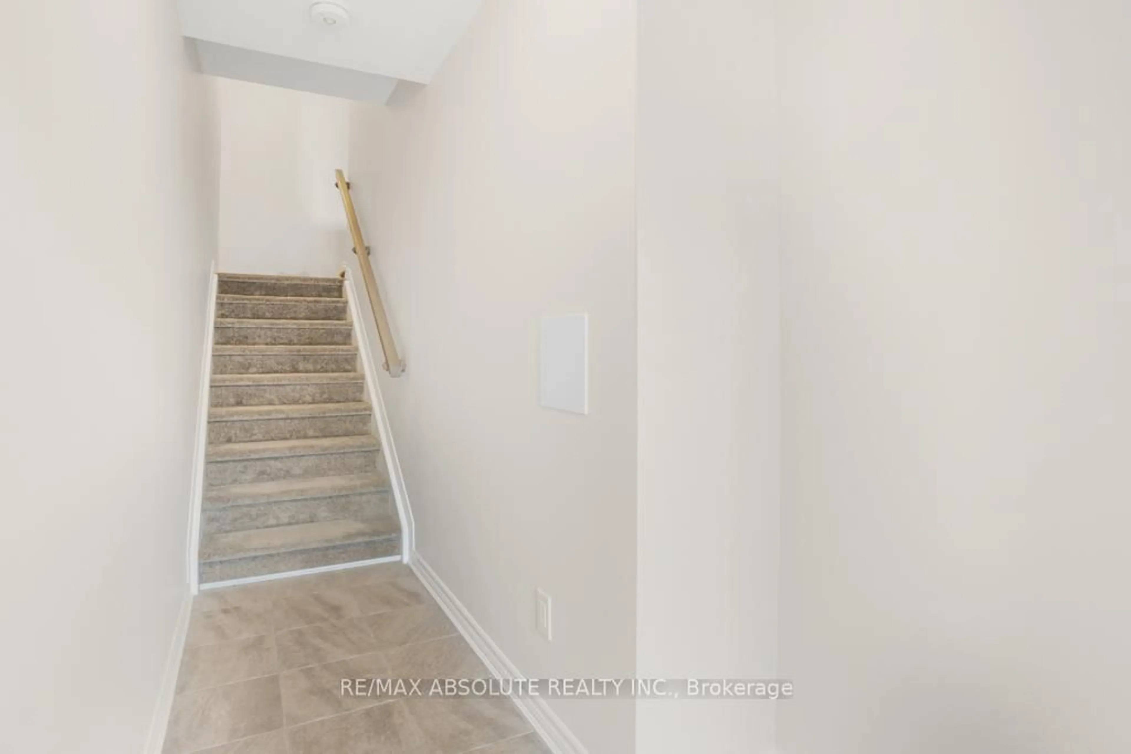 Stairs for 621 MAKWA, Ottawa Ontario K1K 5A4