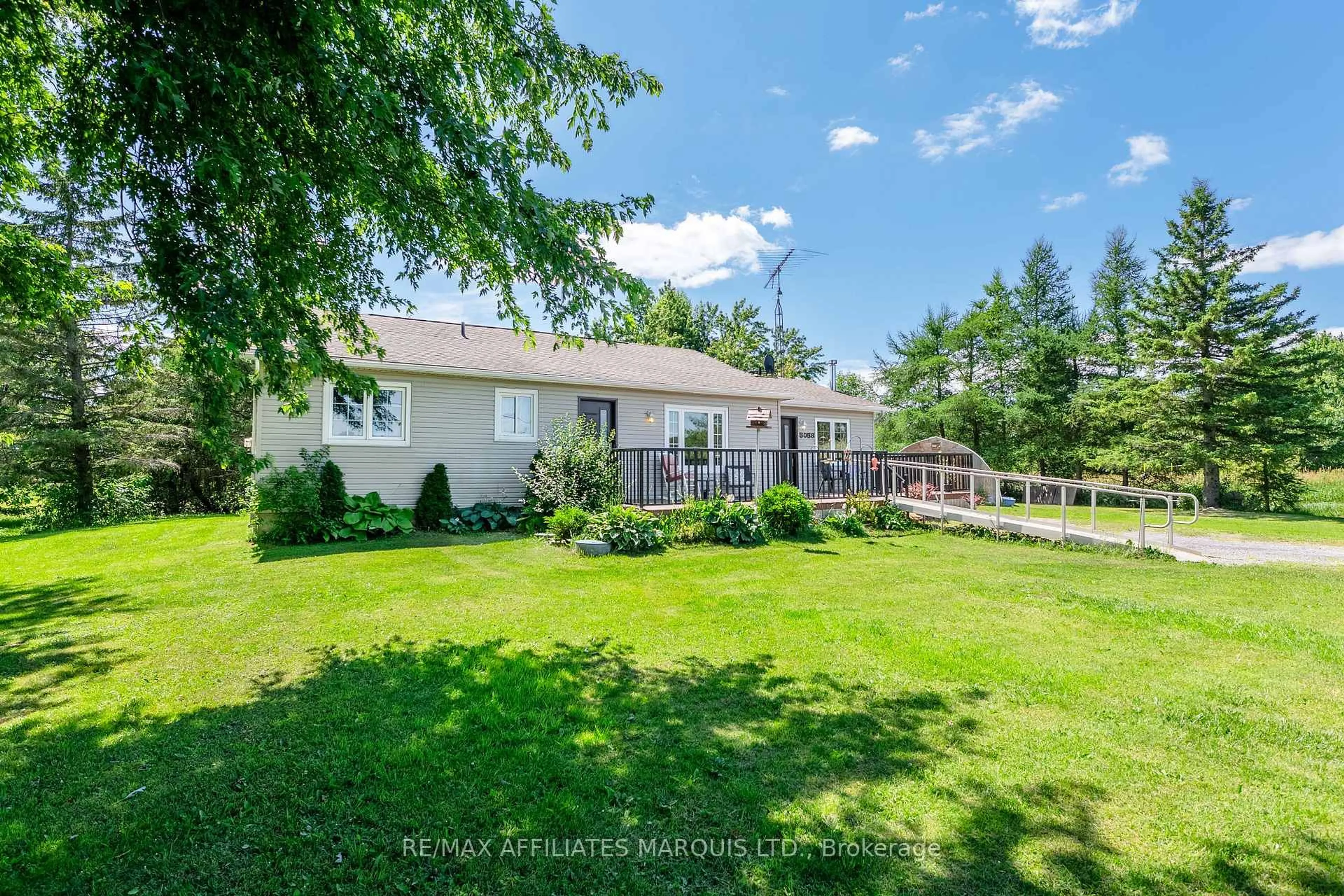 A pic from outside/outdoor area/front of a property/back of a property/a pic from drone, water/lake/river/ocean view for 5058 Johnson Rd, South Glengarry Ontario K0C 2J0