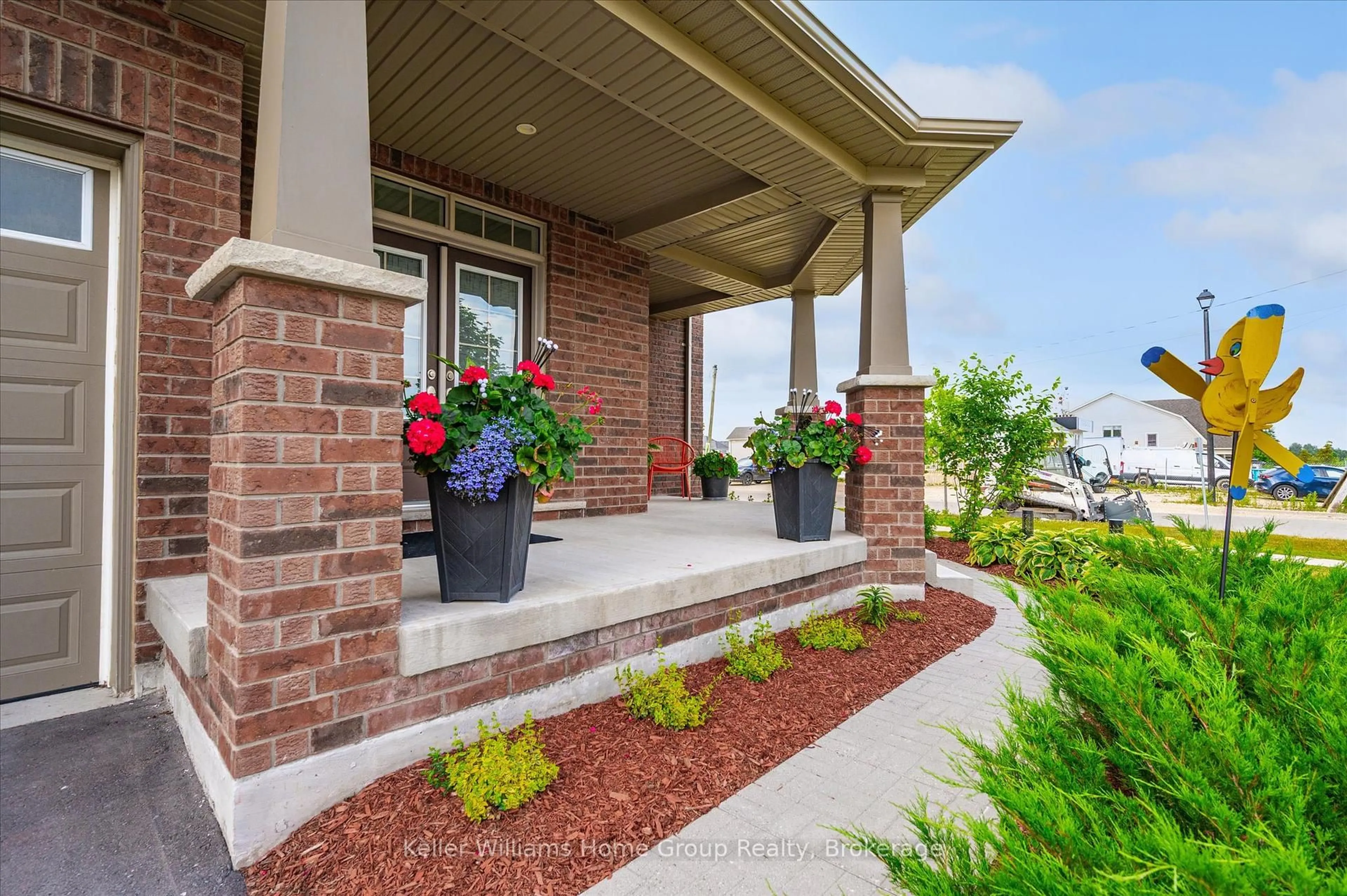 Unknown for 11 Harpin Way, Centre Wellington Ontario N1M 0H2