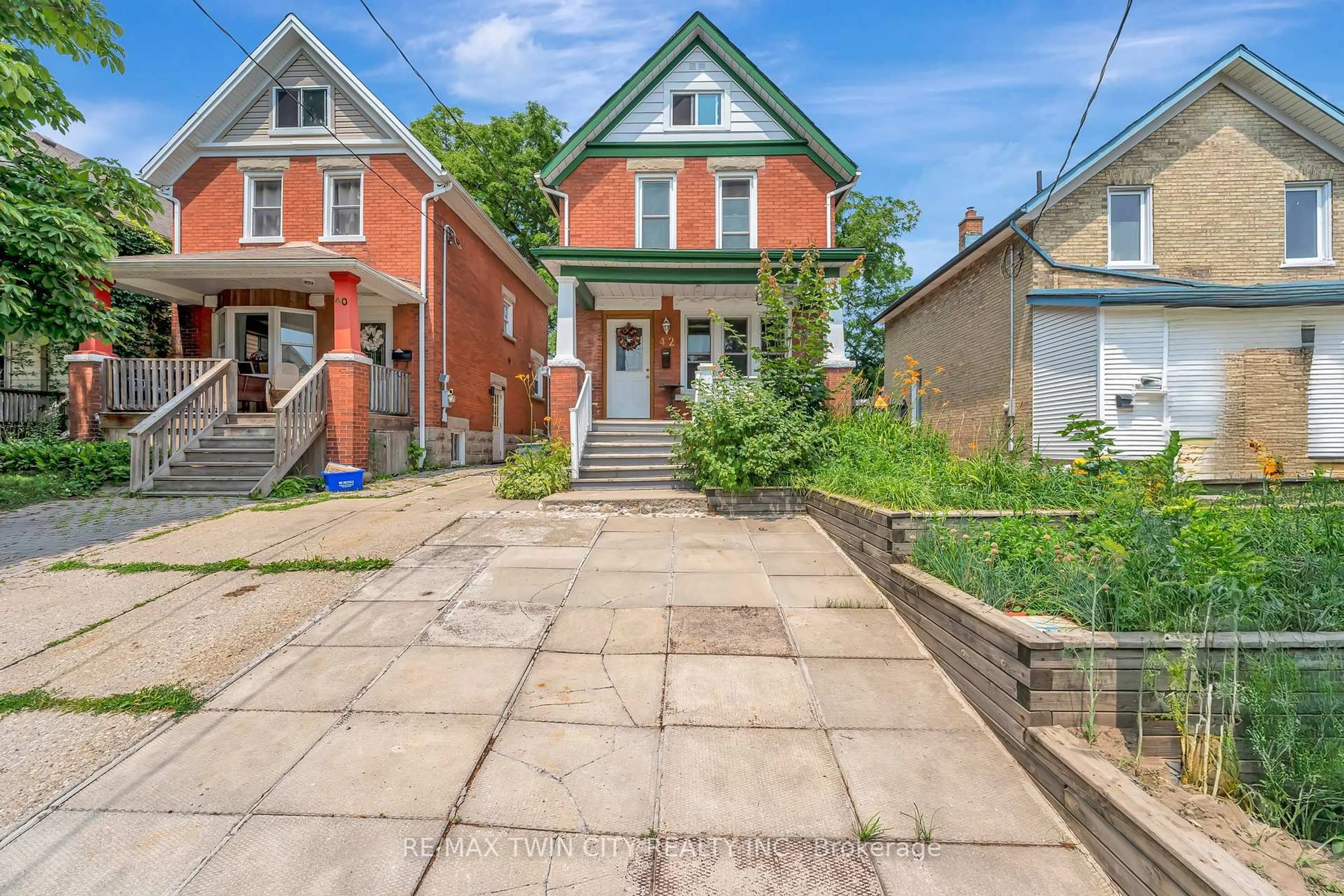 Unknown for 42 Shanley St, Waterloo Ontario N2H 4N9