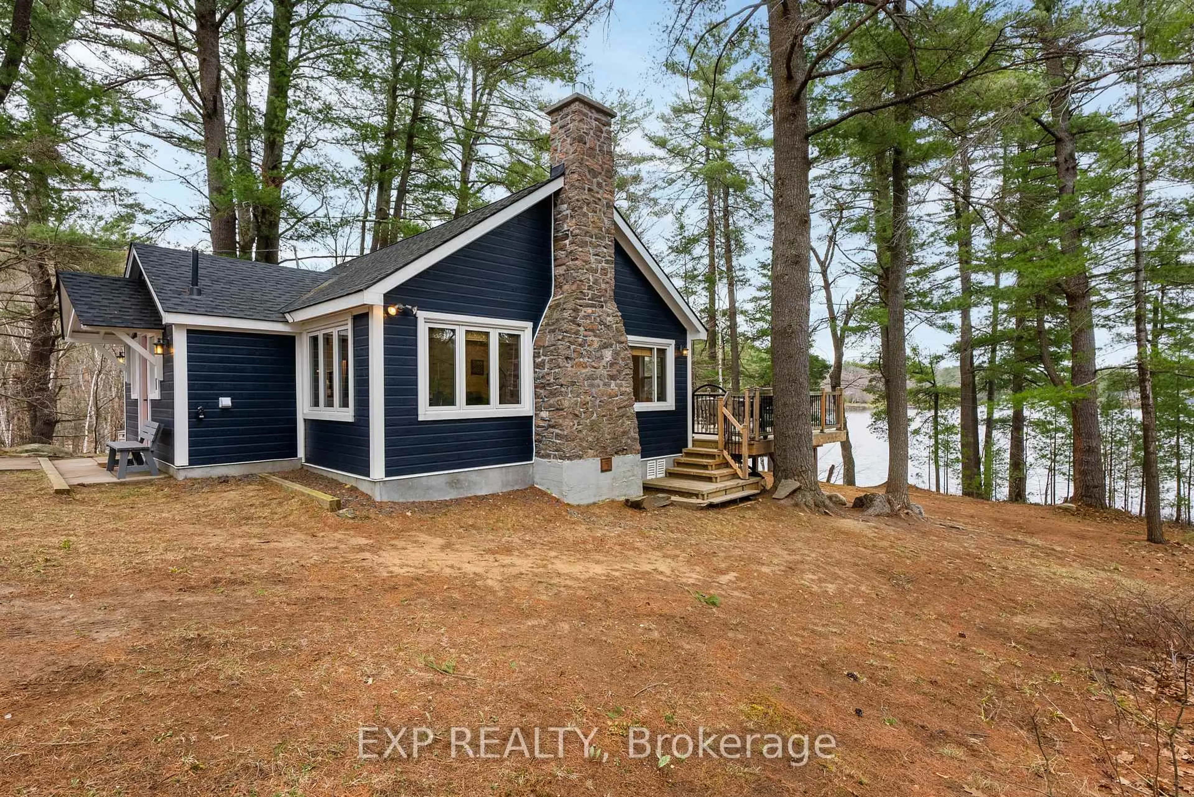 Home with vinyl exterior material, water/lake/river/ocean view for 5B Southwell Dr, Seguin Ontario P2A 2W8