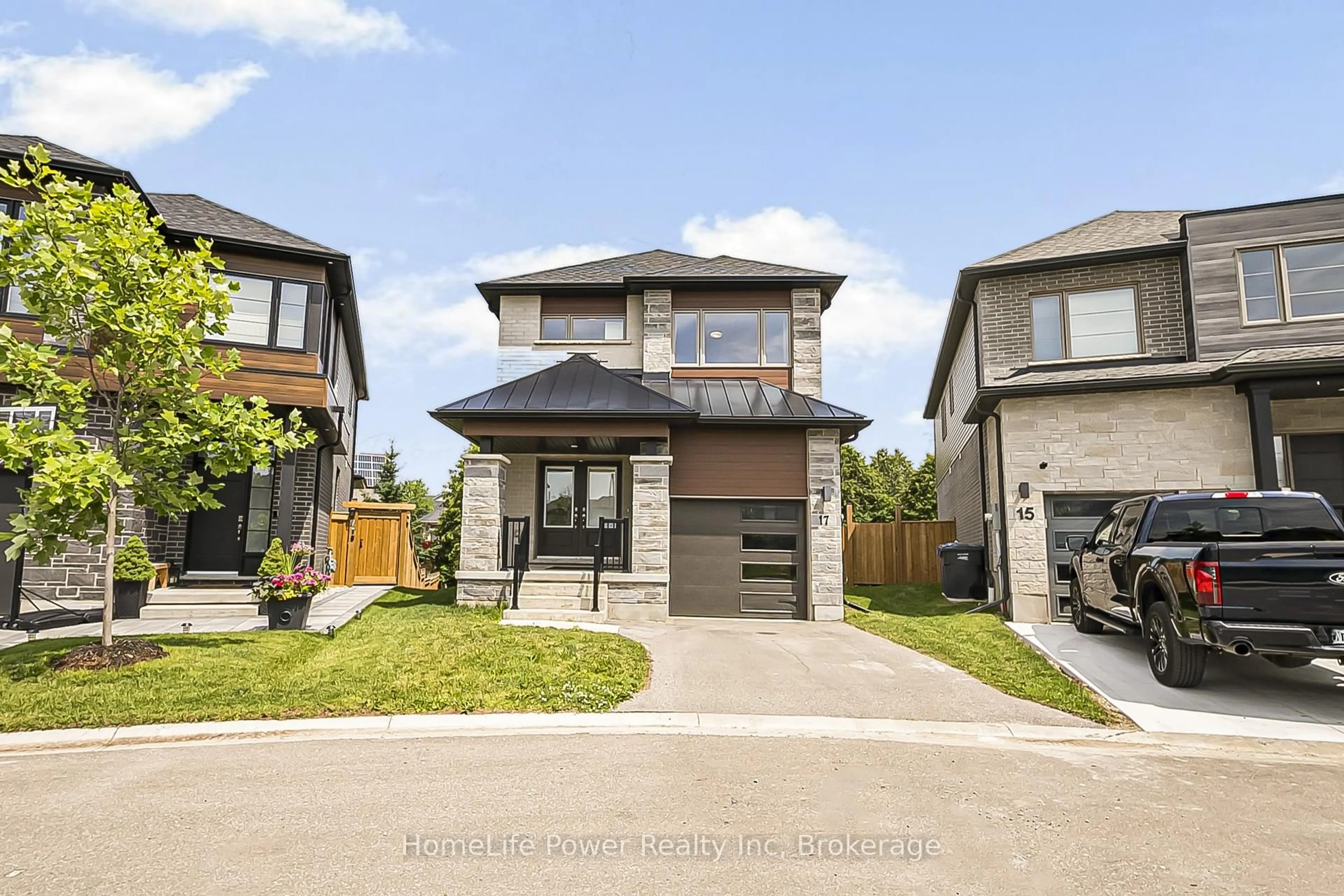 Home with brick exterior material, street for 17 Ferris Circ, Guelph Ontario N1G 0H2