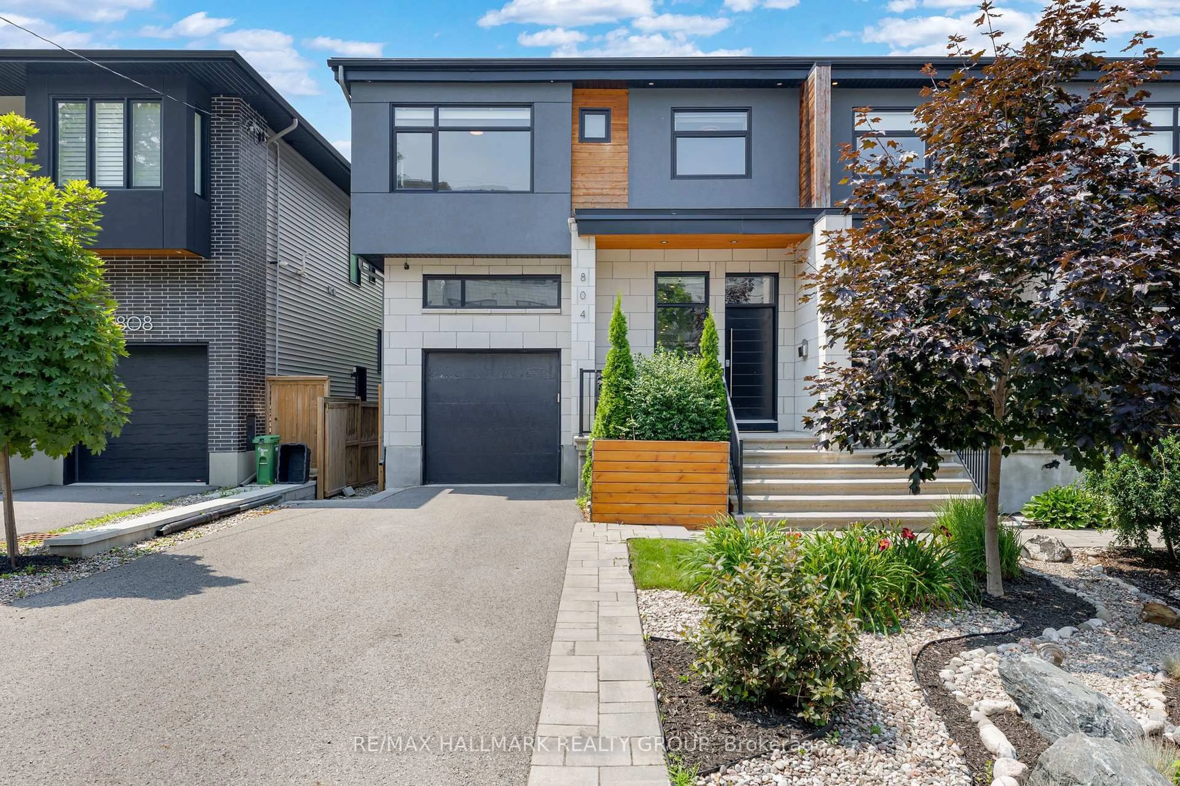 Home with brick exterior material, street for 804 KINGSMERE Ave, Ottawa Ontario K2A 3J9