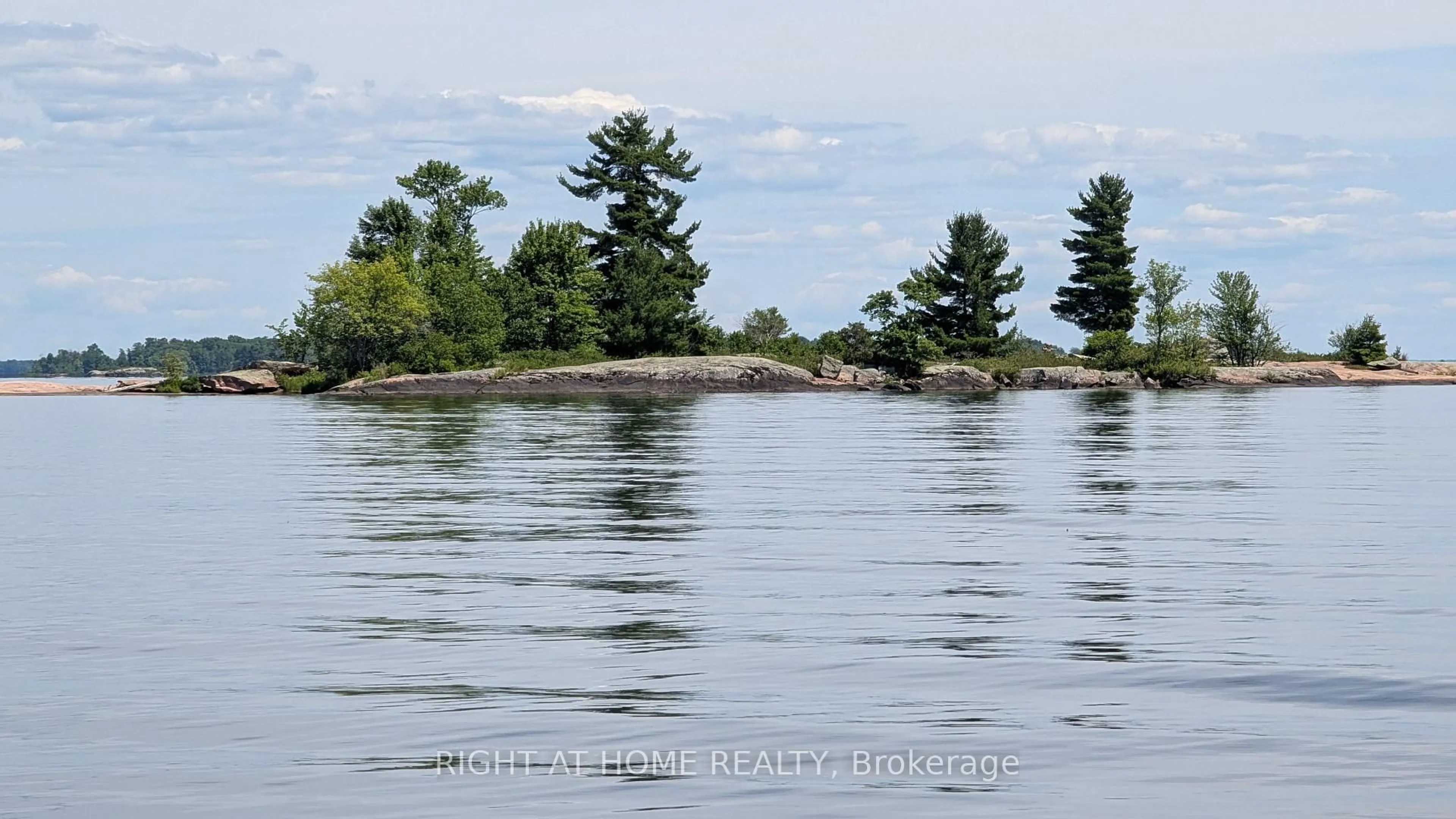 Blurry image for WC21 Hardwood Island East, West Nipissing Ontario P2B 2M9