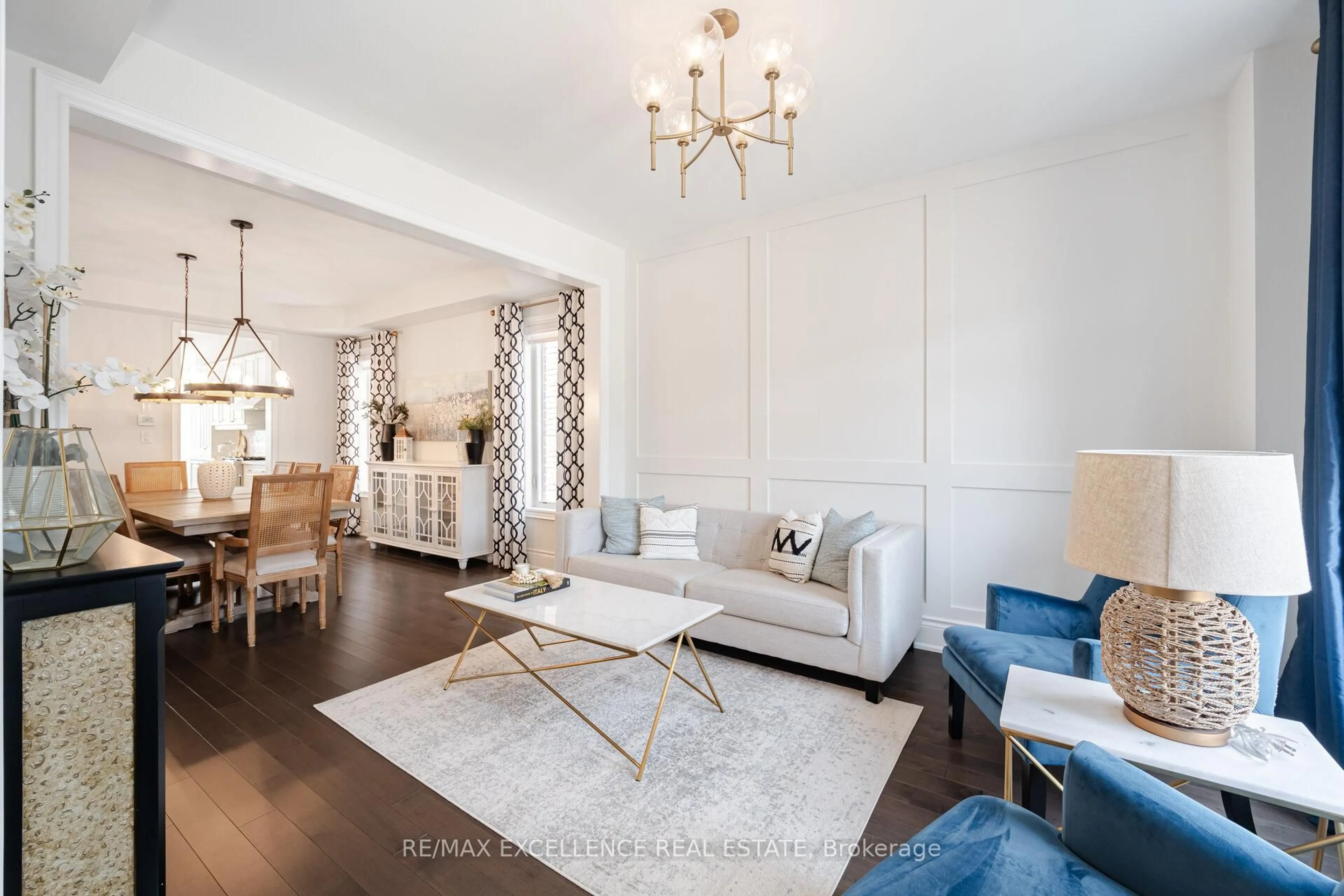 Living room with furniture, unknown for 36 Golden Hawk Dr, Hamilton Ontario L8B 1W8