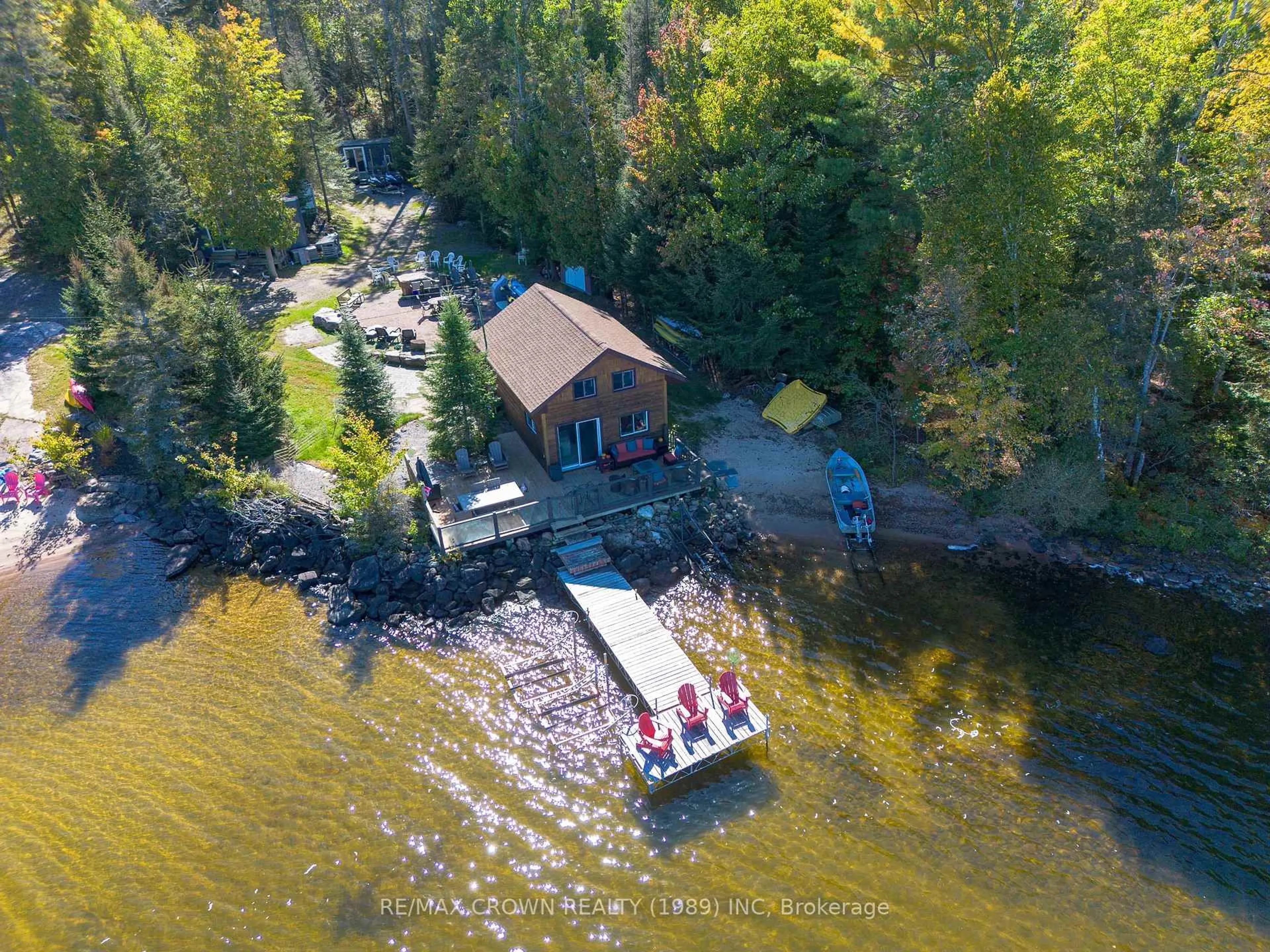 A pic from outside/outdoor area/front of a property/back of a property/a pic from drone, water/lake/river/ocean view for 260 Birchgrove Dr, Callander Ontario P0H 1H0