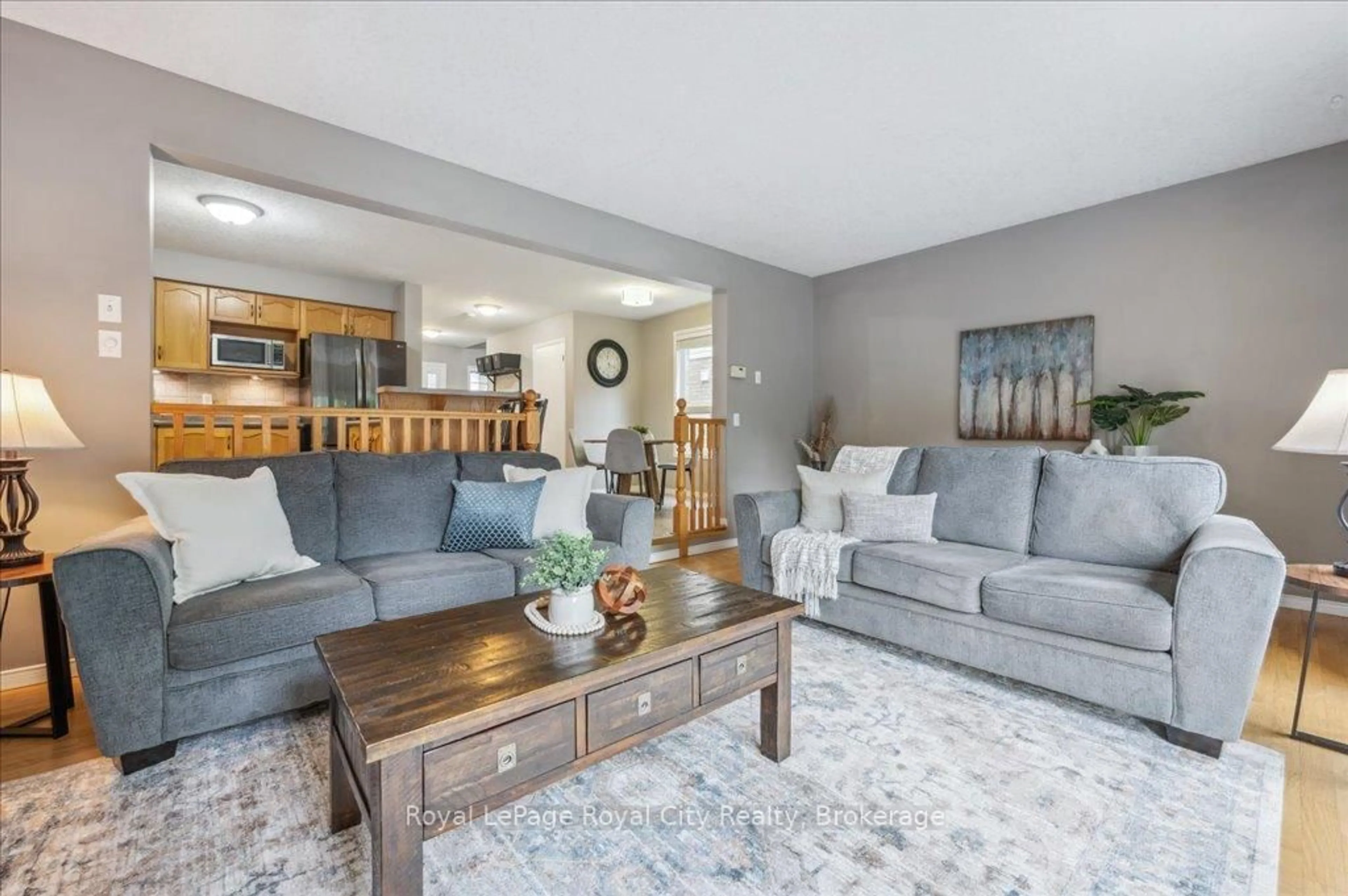 Living room with furniture, unknown for 93 Doyle Dr, Guelph Ontario N1G 5B9