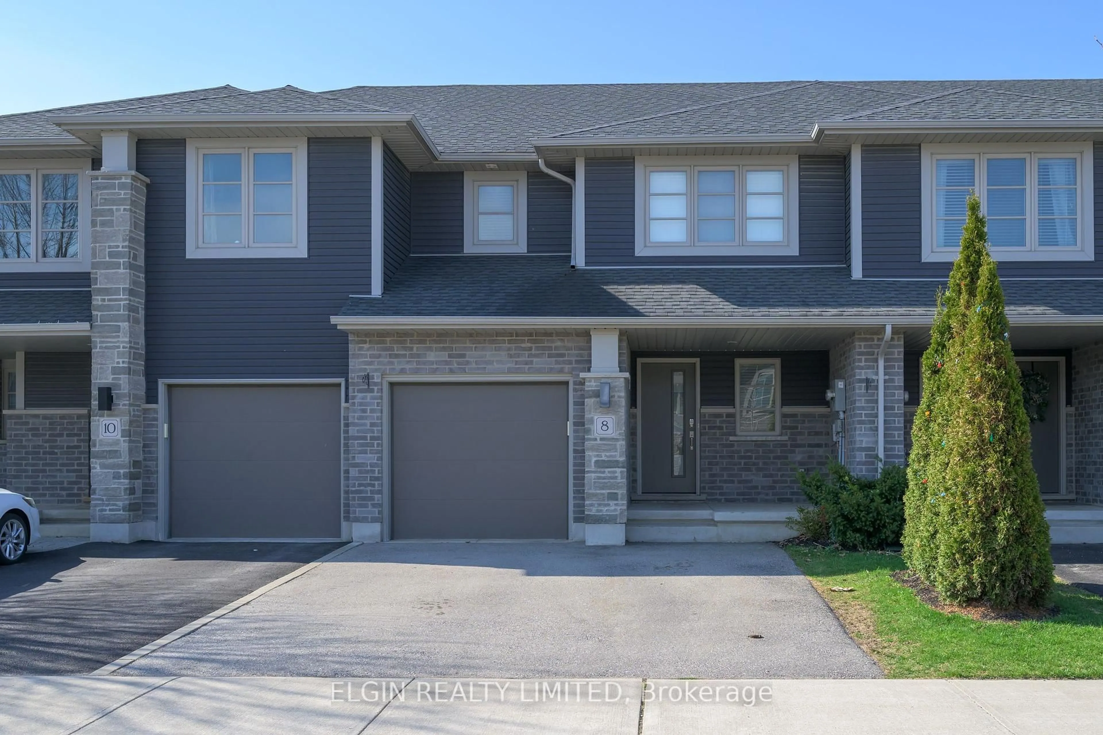 Home with brick exterior material, street for 8 Empire Pkwy, St. Thomas Ontario N5R 0E9