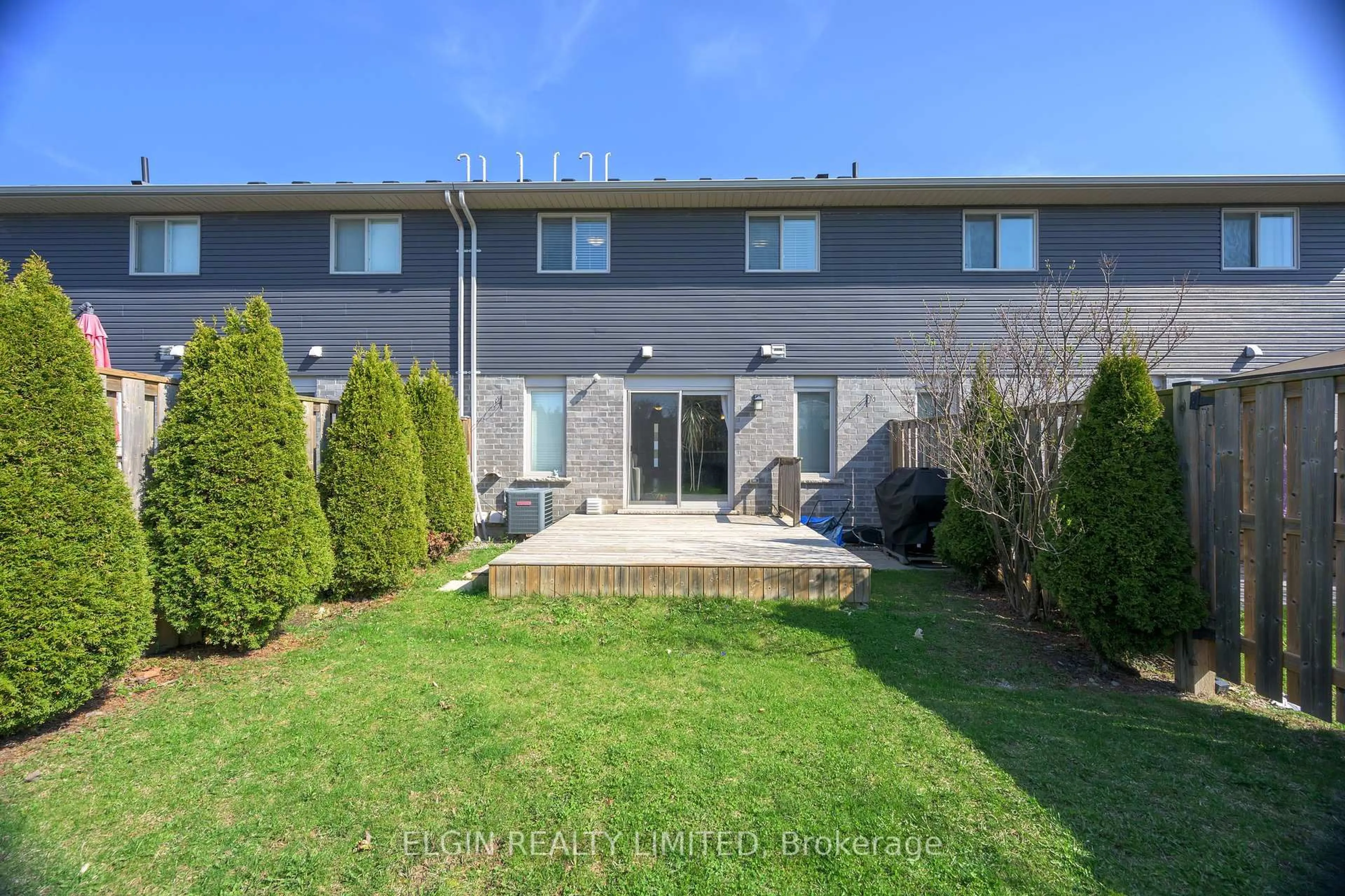 Patio, unknown for 8 Empire Pkwy, St. Thomas Ontario N5R 0E9