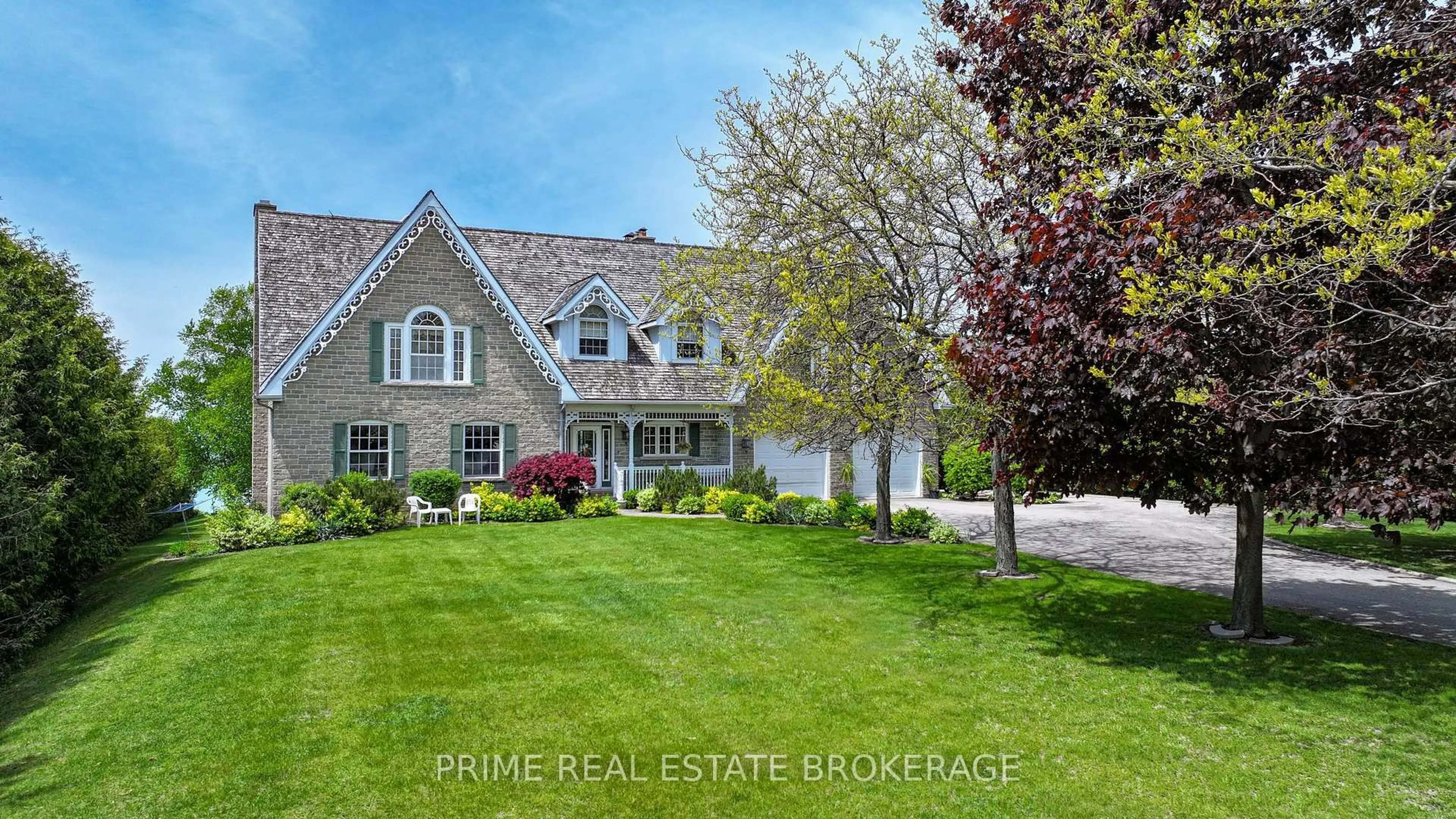 A pic from outside/outdoor area/front of a property/back of a property/a pic from drone, street for 72797 Ravine Dr, Bluewater Ontario N0M 2T0