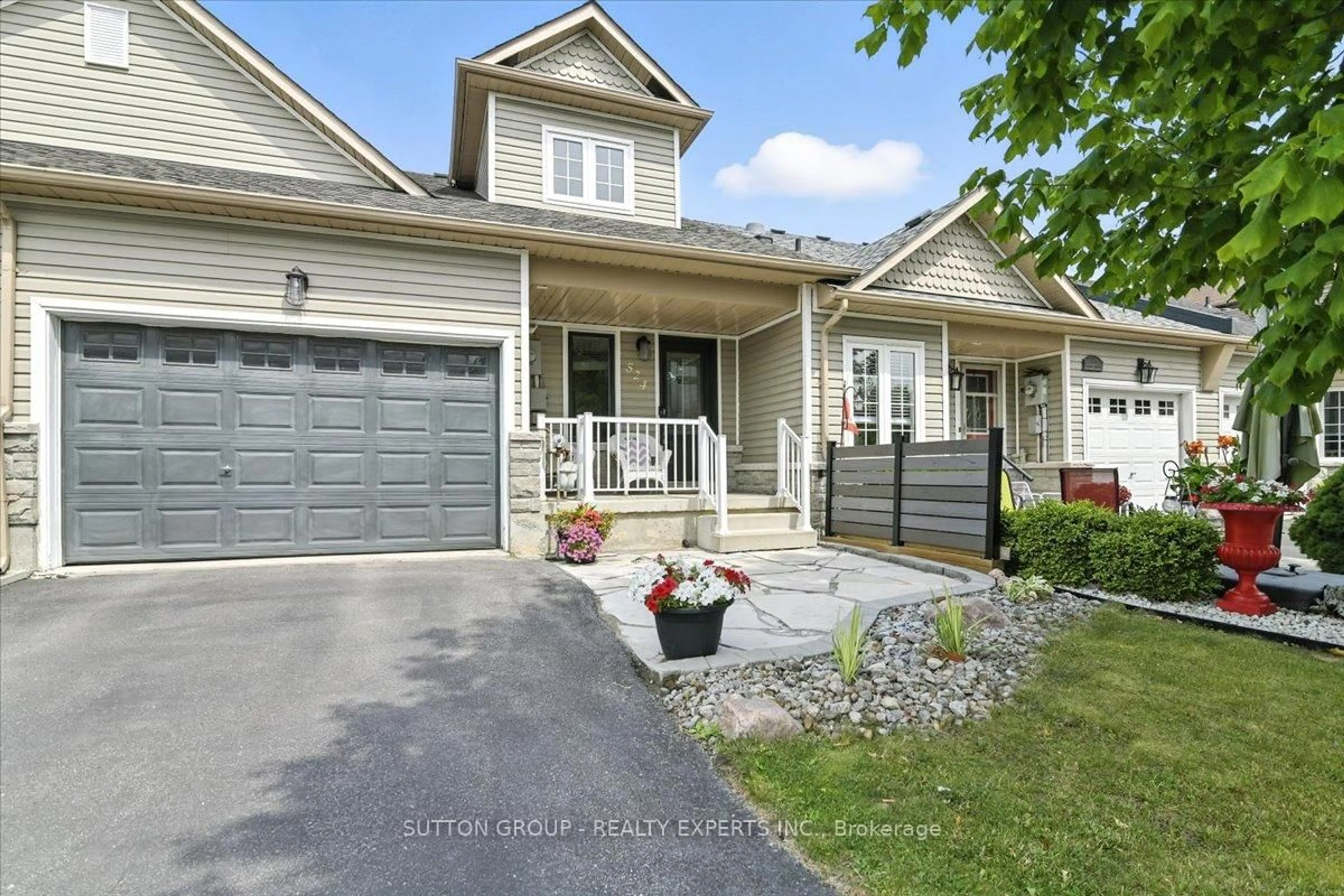 Home with vinyl exterior material, street for 524 Garbutt Terr, Peterborough North Ontario K9H 7S8