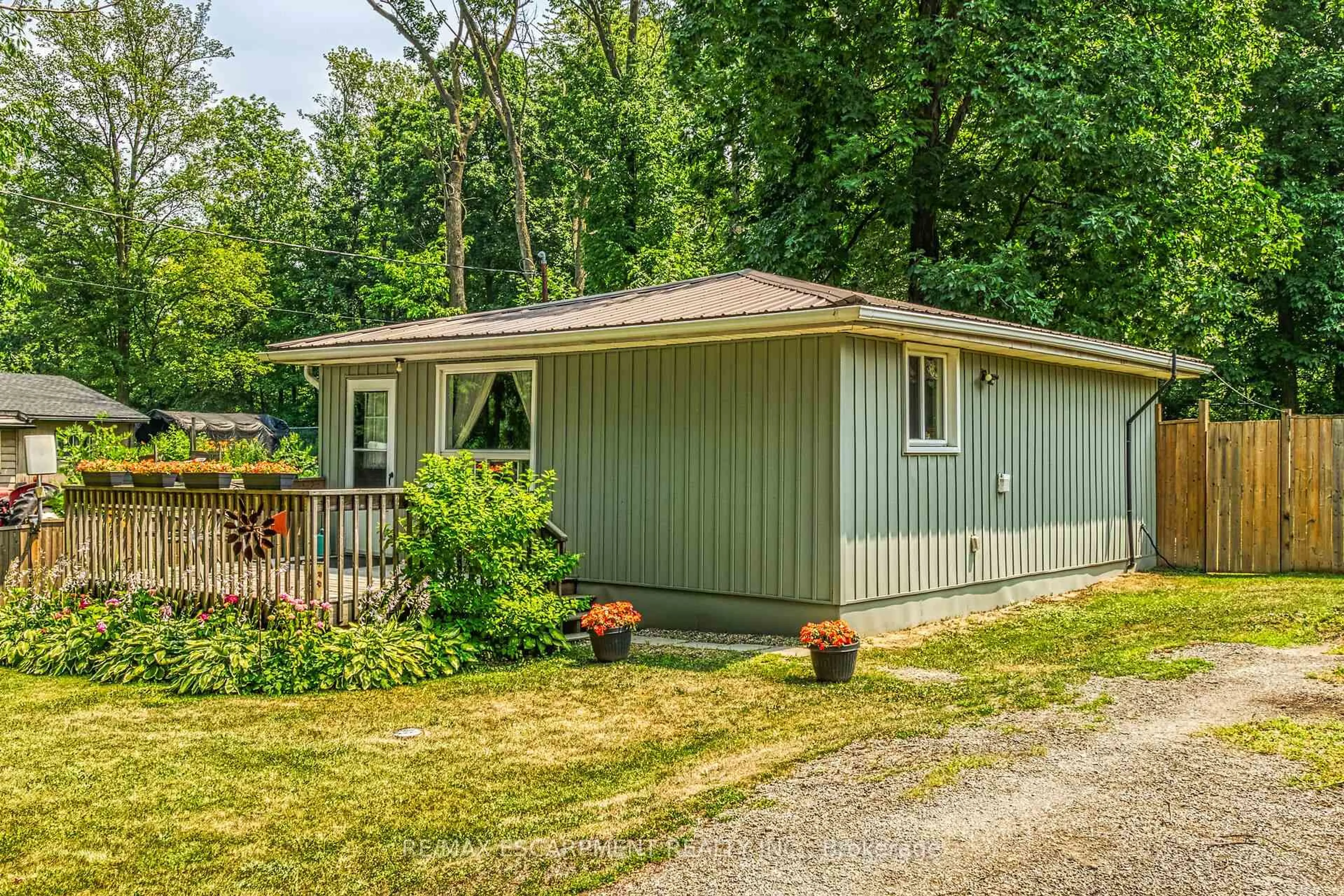 Shed for 4 Nanticoke Valley Rd, Haldimand Ontario N0A 1L0