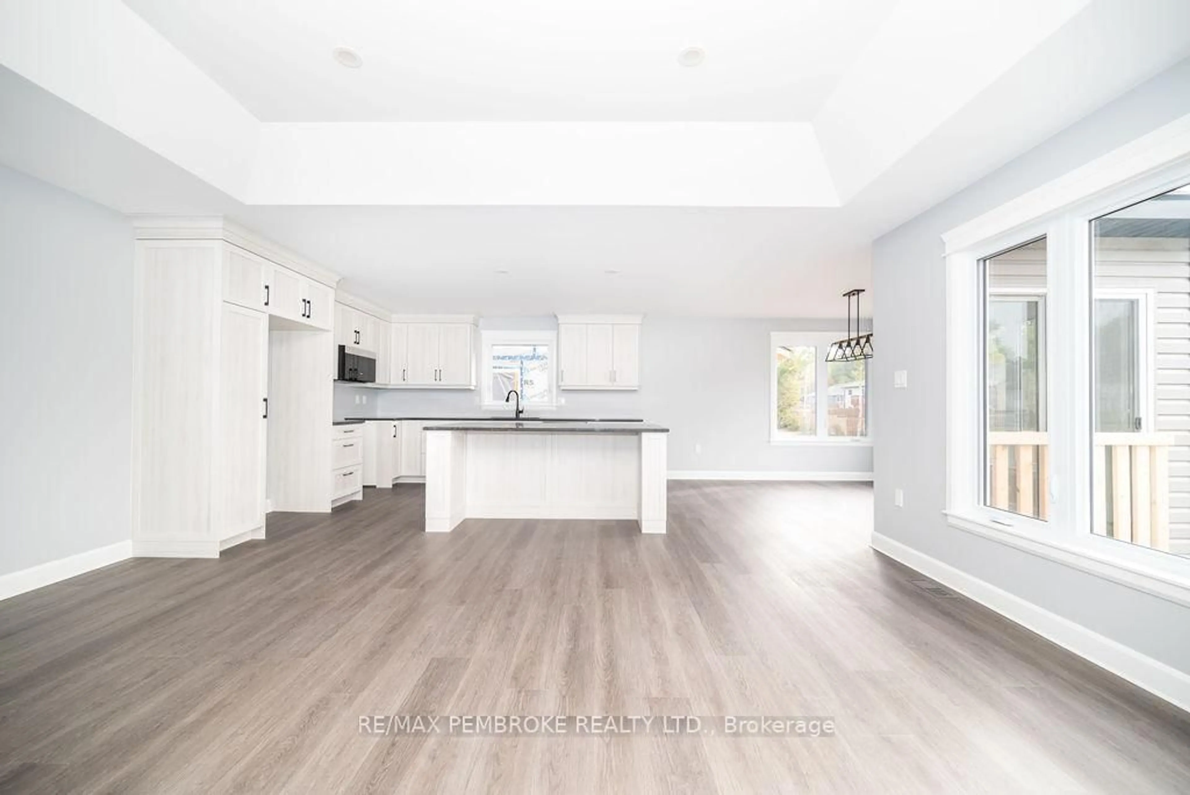 Open concept kitchen, unknown for 22 DURANT St, Petawawa Ontario K8H 0H3