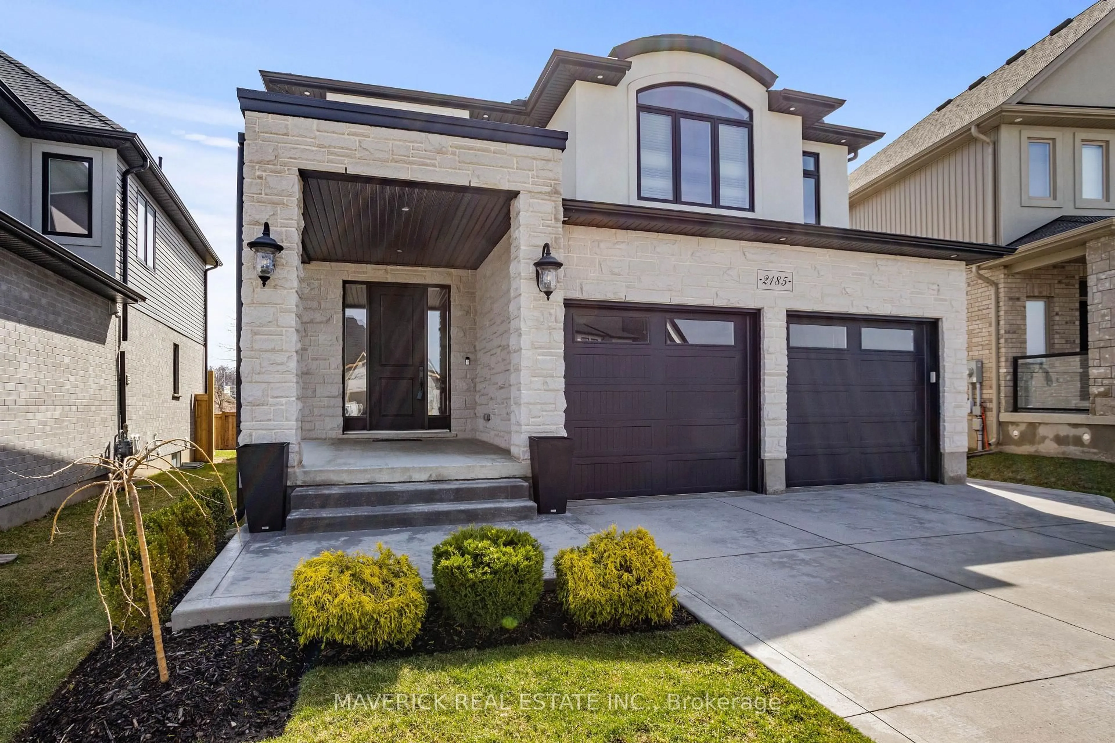 Home with brick exterior material, street for 2185 Linkway Blvd, London South Ontario N6K 0K8