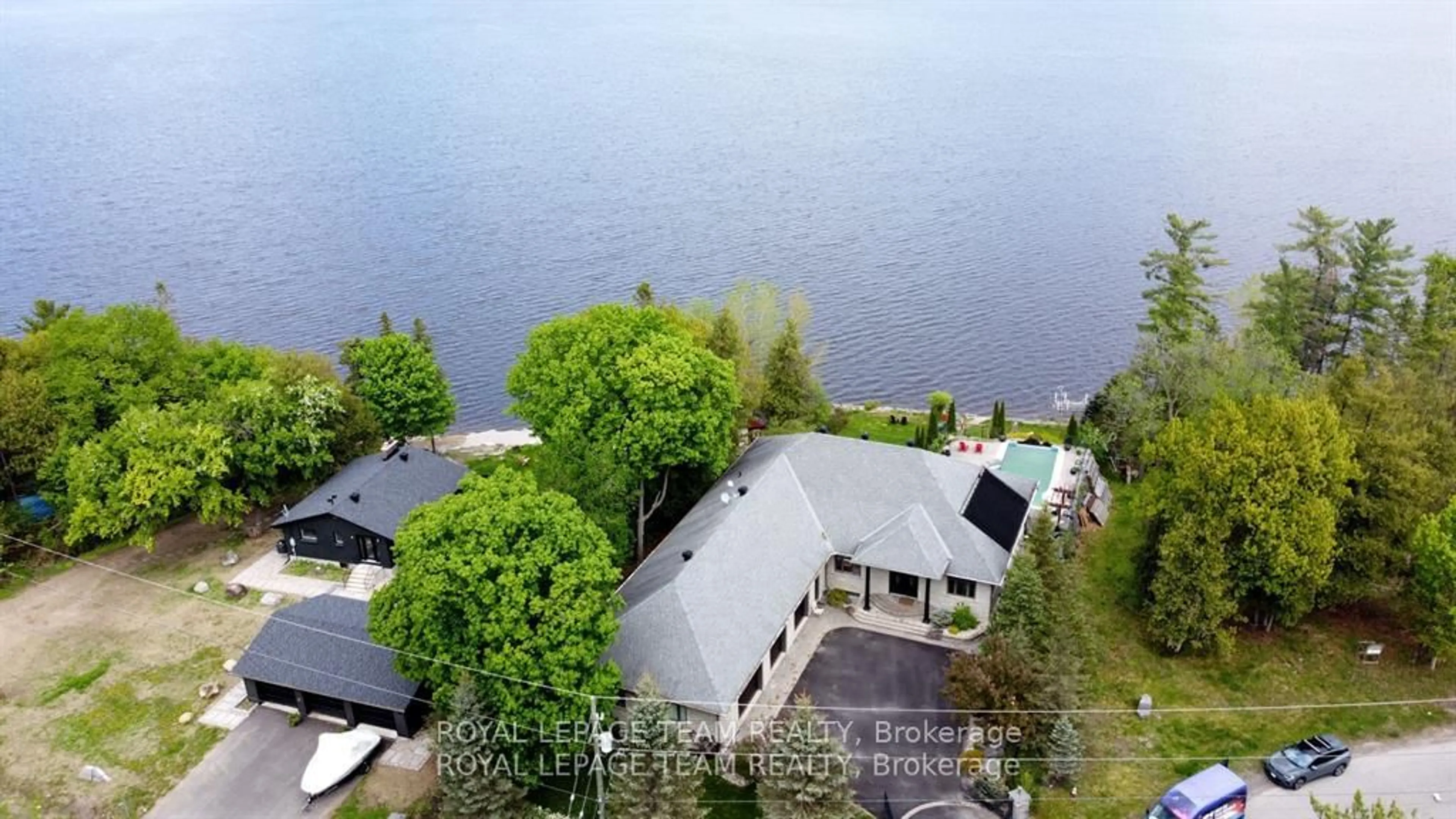 A pic from outside/outdoor area/front of a property/back of a property/a pic from drone, water/lake/river/ocean view for 3886 Armitage Ave, Ottawa Ontario K0A 1T0